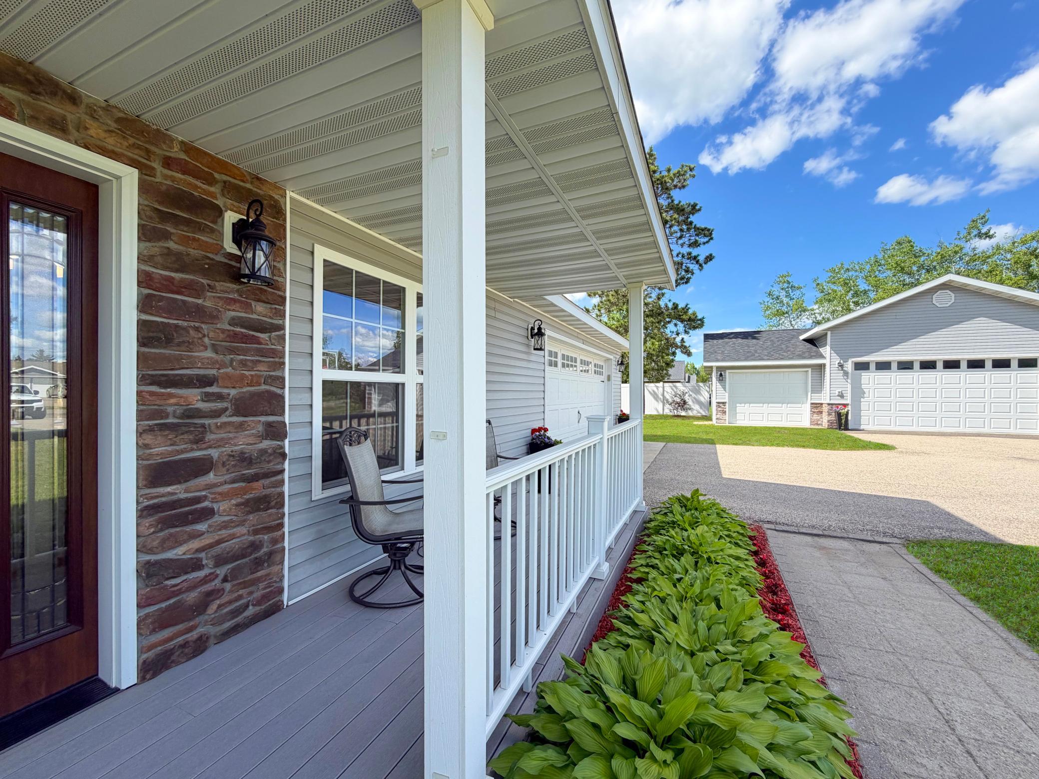 8035 Moidore Drive Nw Property Photo 3