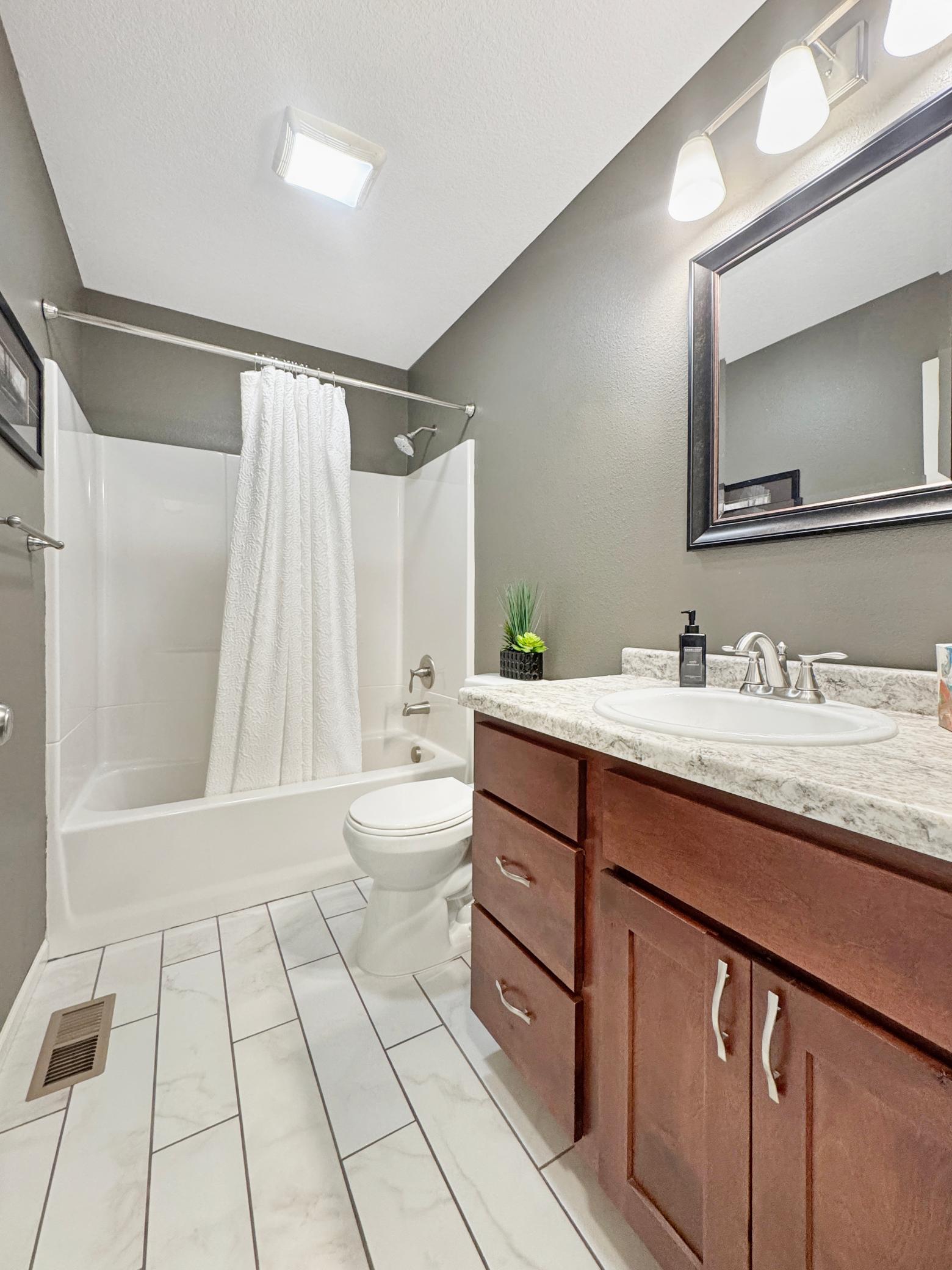 8035 Moidore Drive Nw Property Photo 27