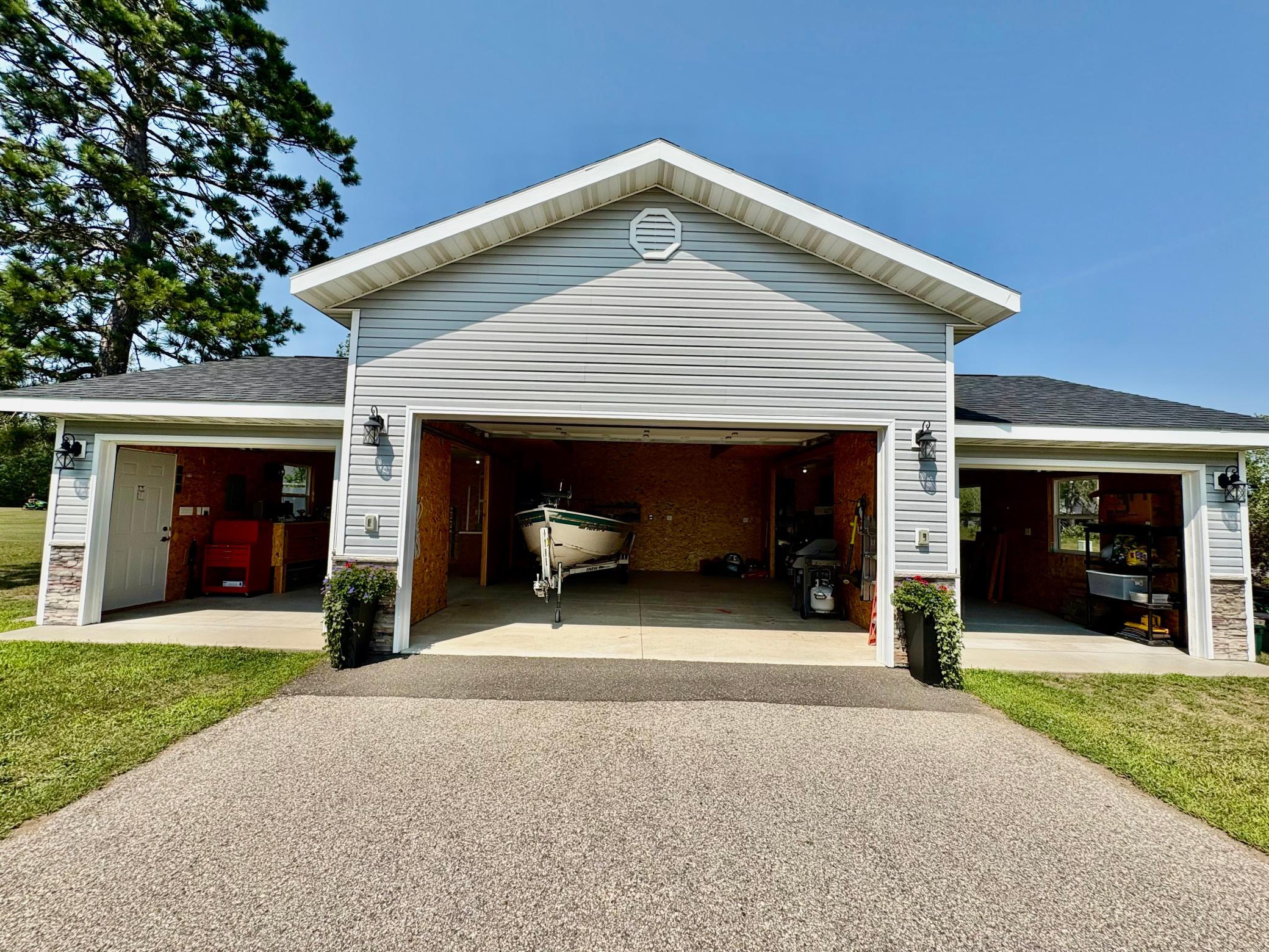 8035 Moidore Drive Nw Property Photo 47