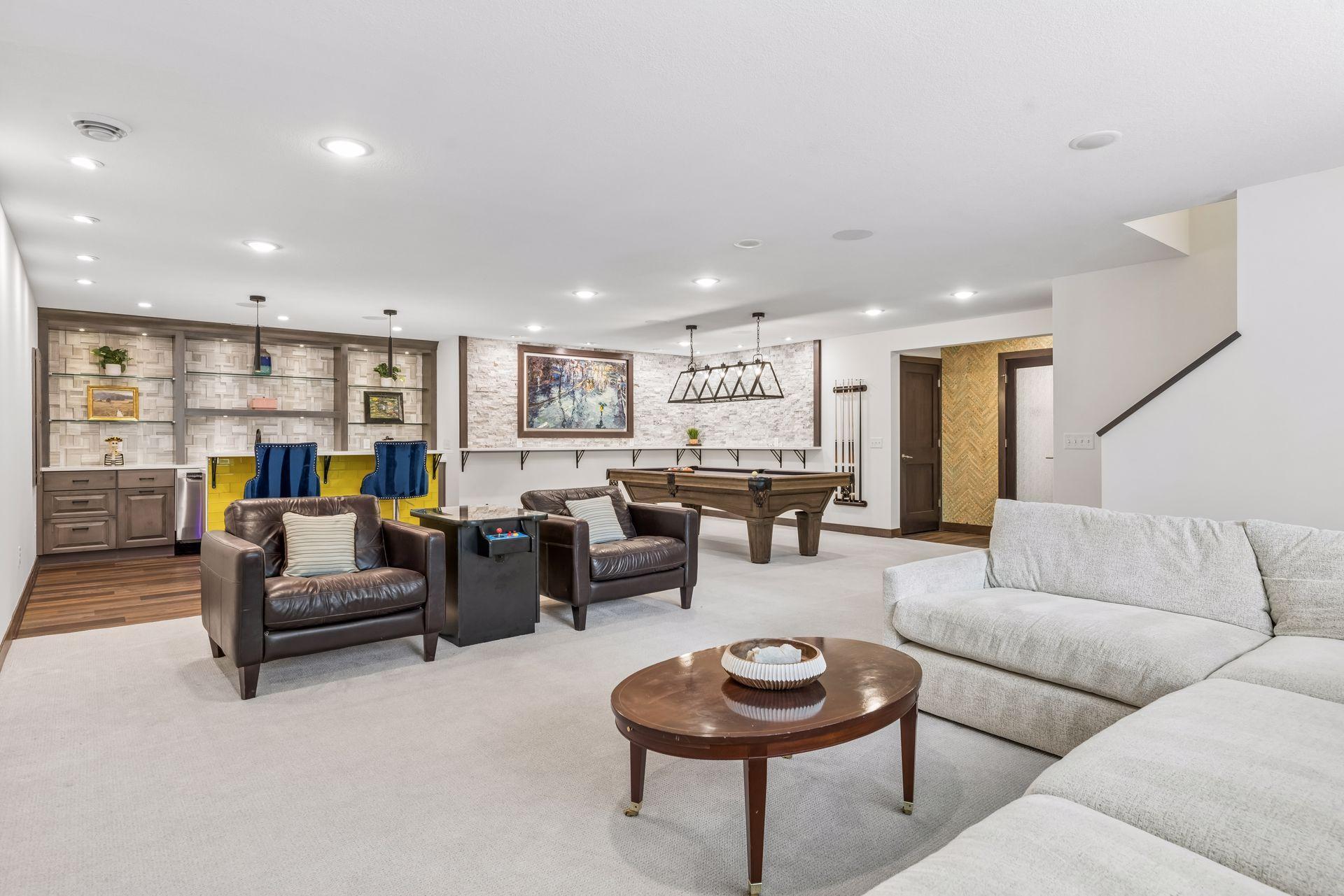5 Deerwood Lane N Property Photo 4