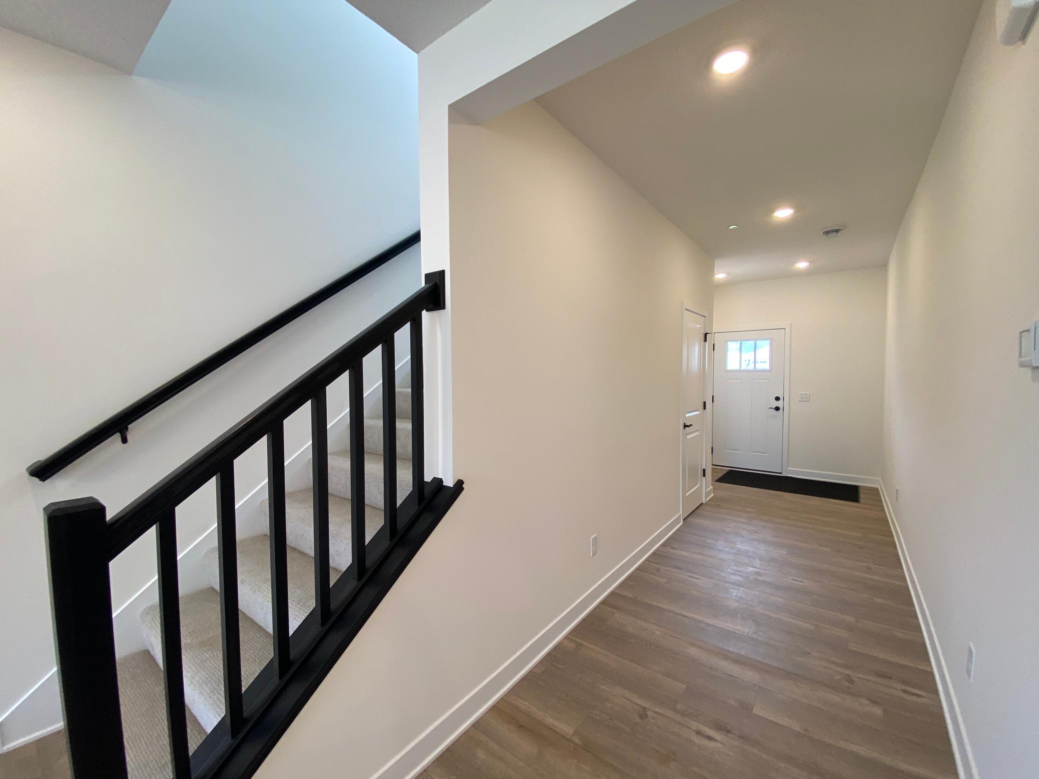 13785 Hollybrook Circle Property Photo 2