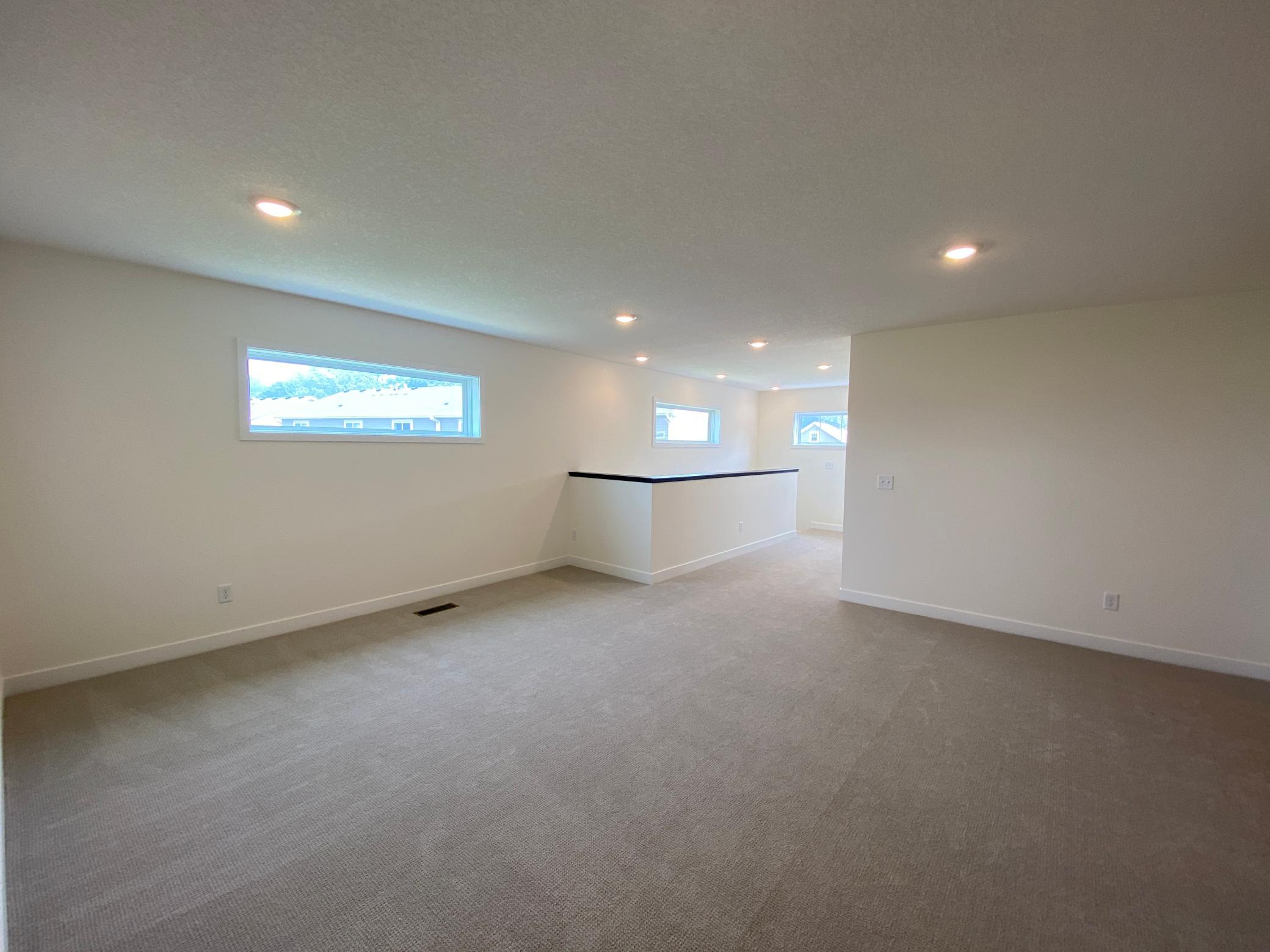 13785 Hollybrook Circle Property Photo 8