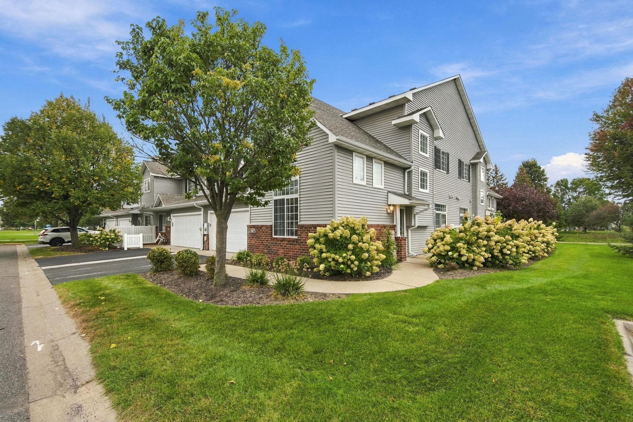 1907 111th Avenue NE