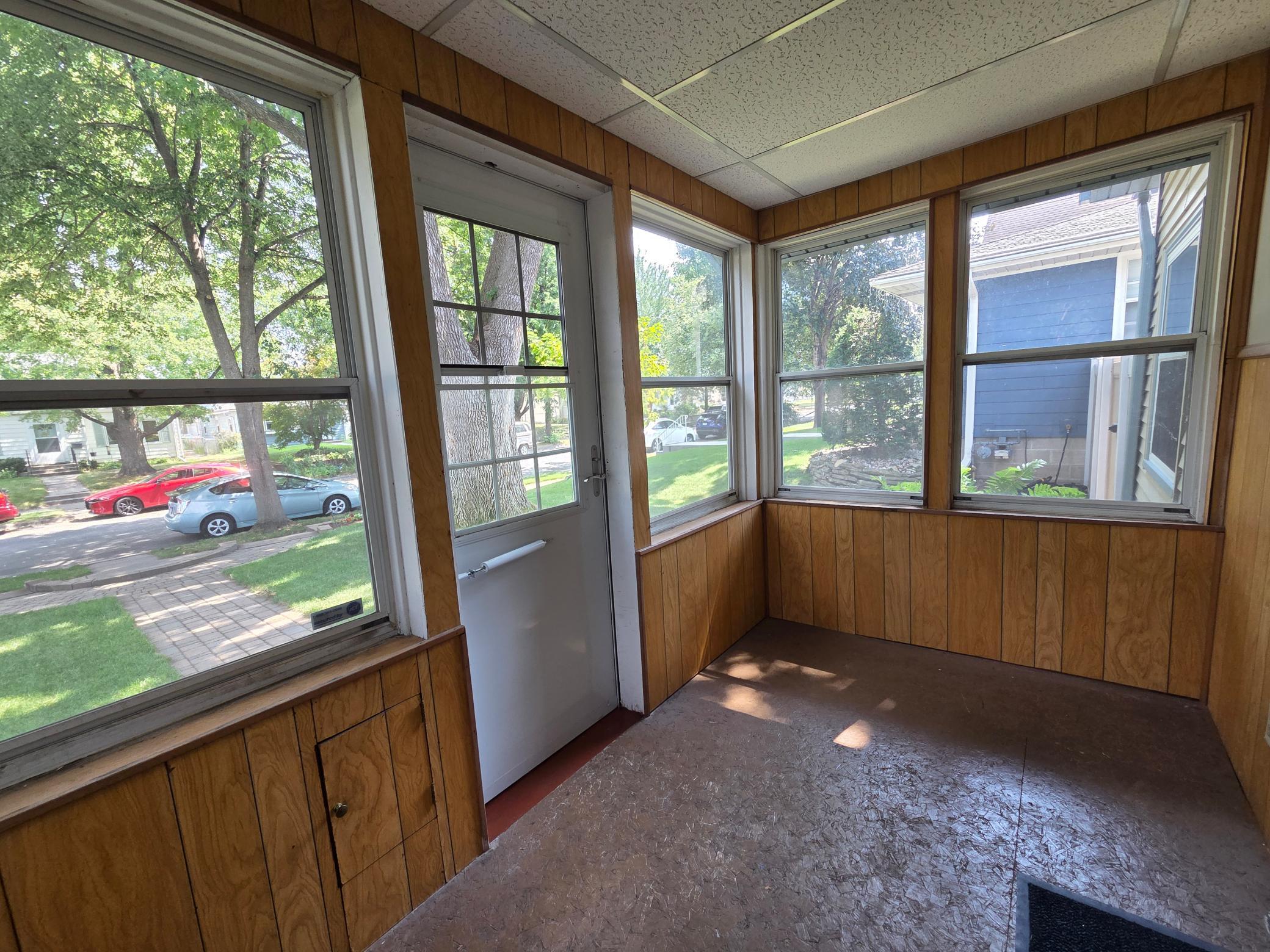 5610 37th Avenue S Property Photo 4