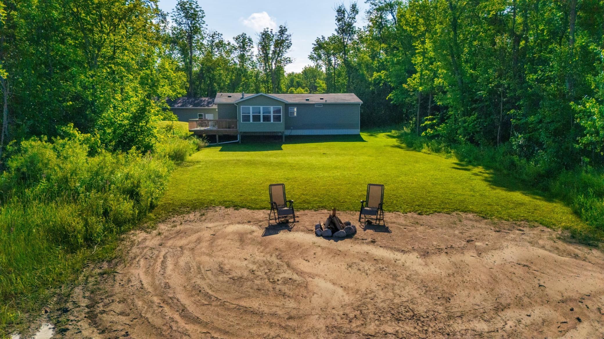 55069 Hwy 72 Ne Property Photo 3