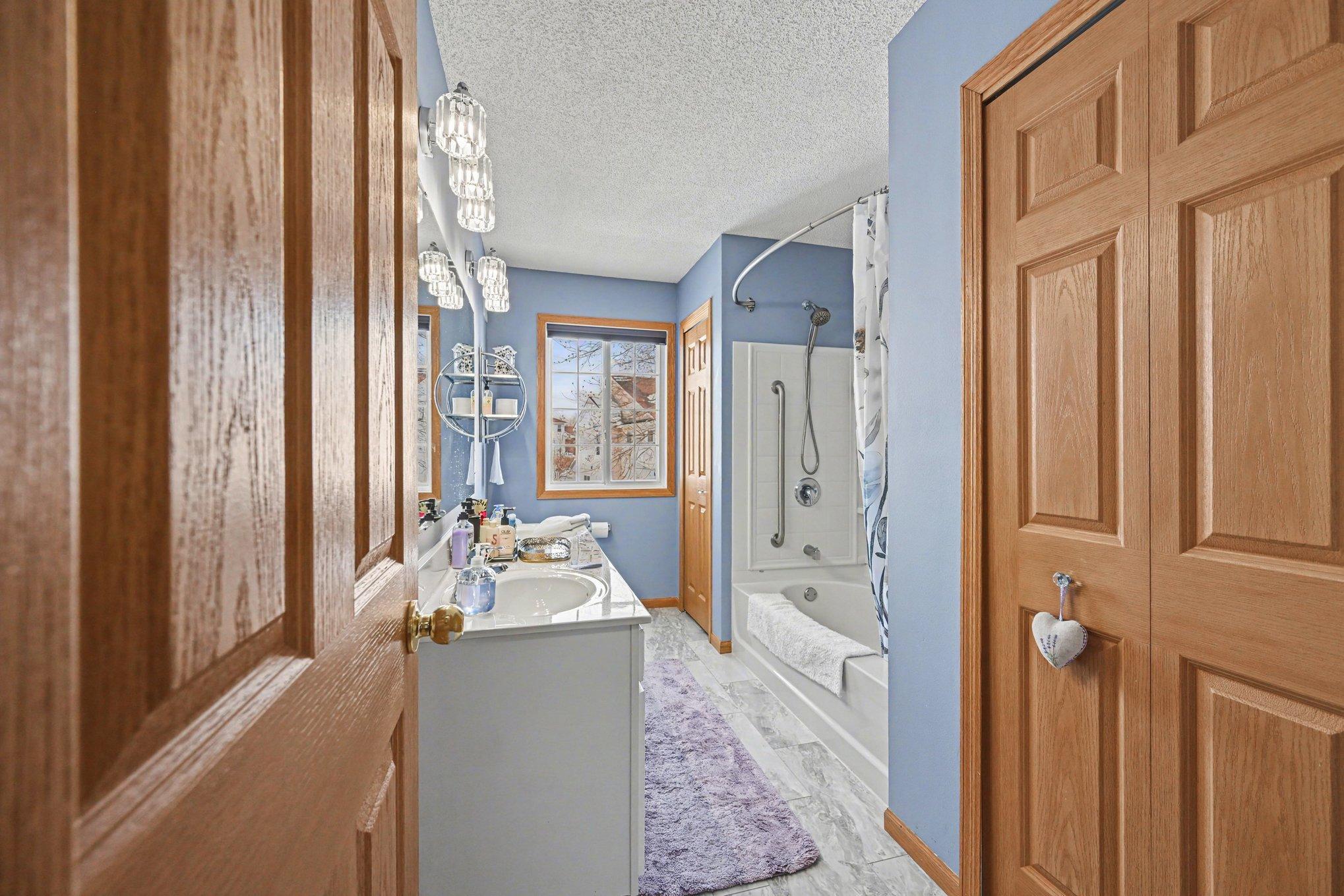 13793 Atwood Avenue 1706 Property Photo 20