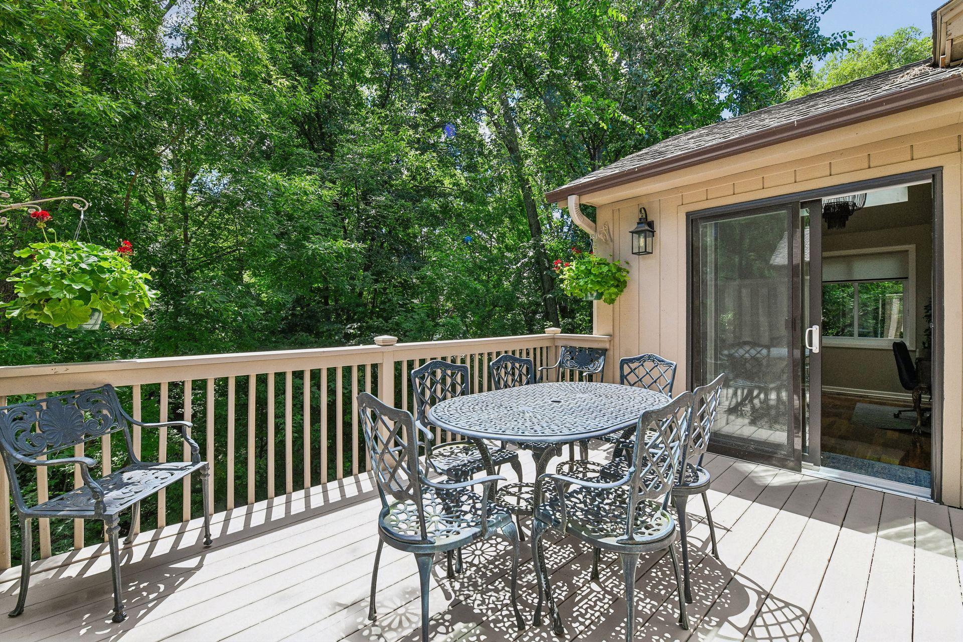 1140 Hollybrook Drive Property Photo 35