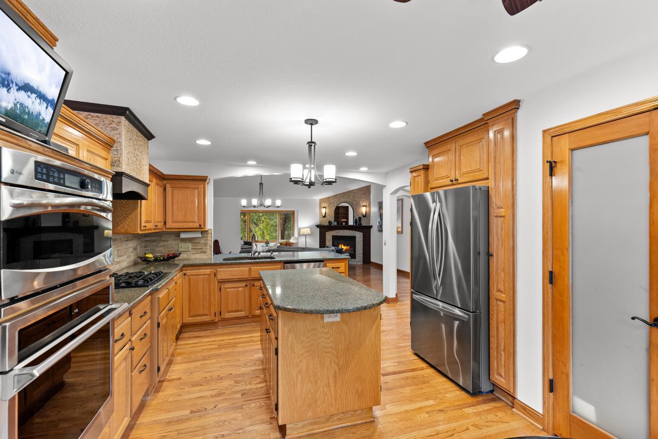 9974 Old Wagon Trail Property Photo 7