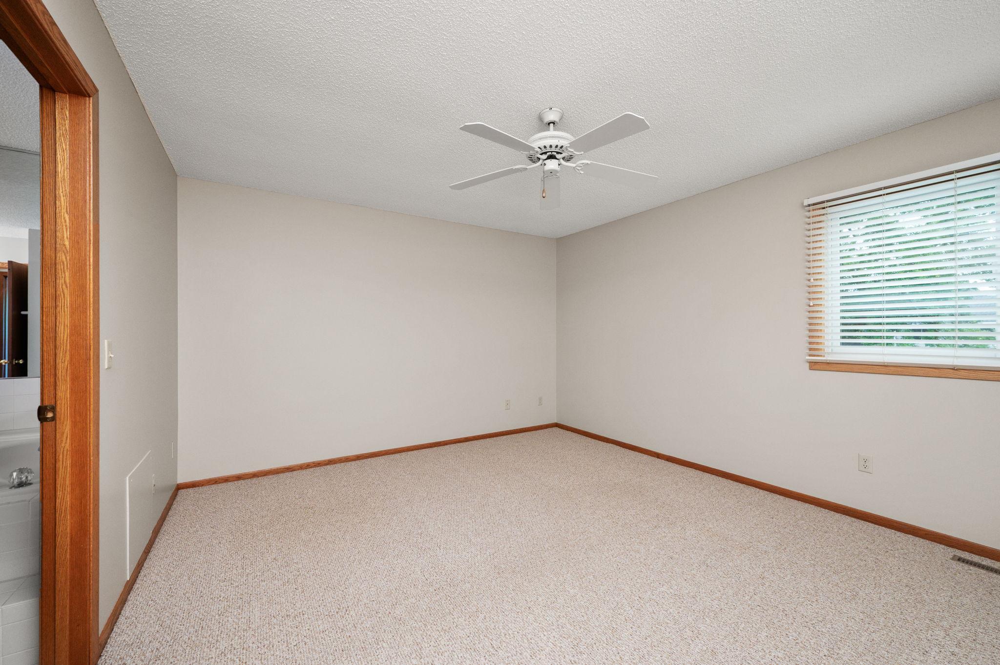 17847 Evener Way Property Photo 15