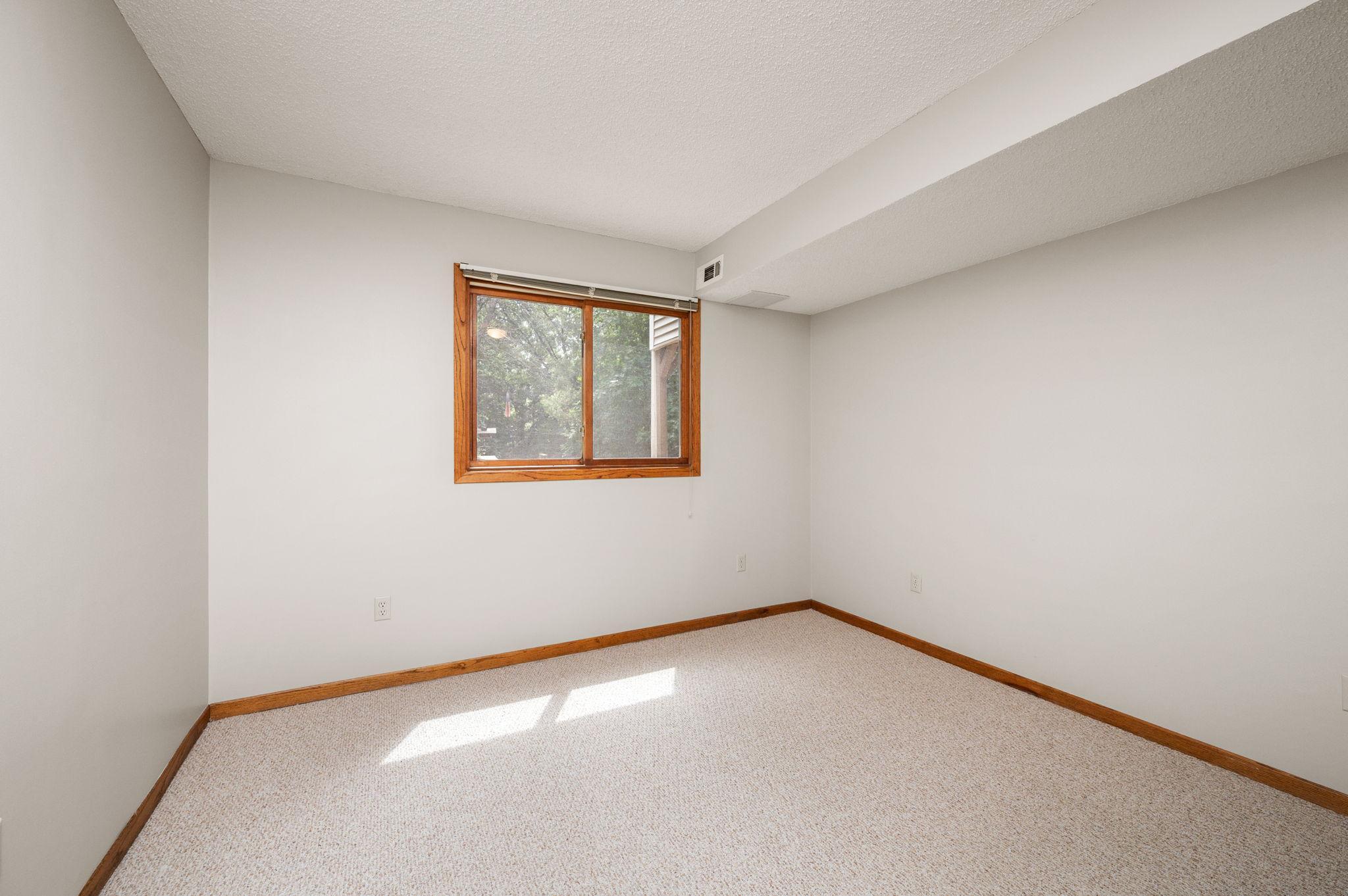 17847 Evener Way Property Photo 22
