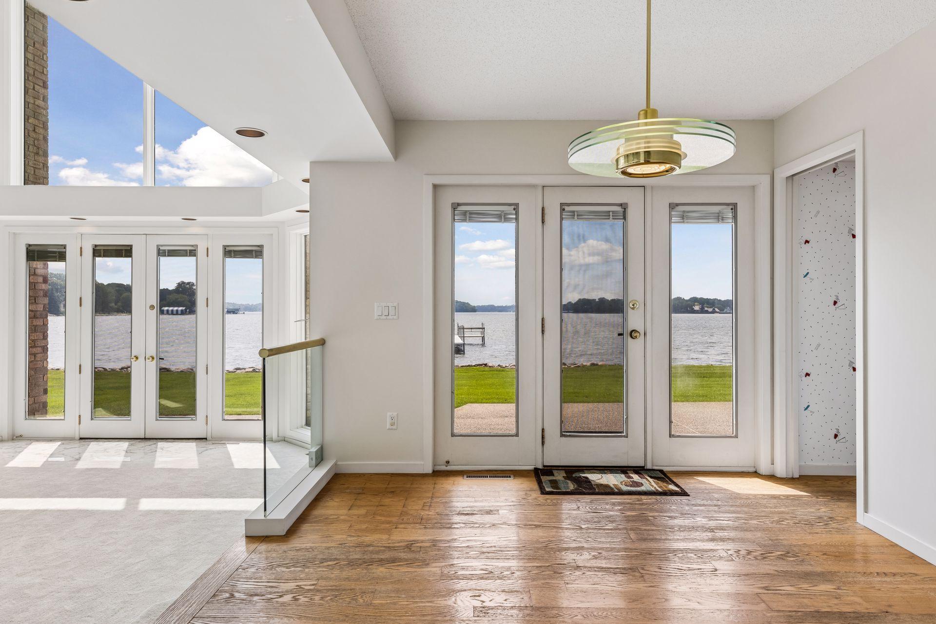 5360 Howards Point Road Property Photo 19
