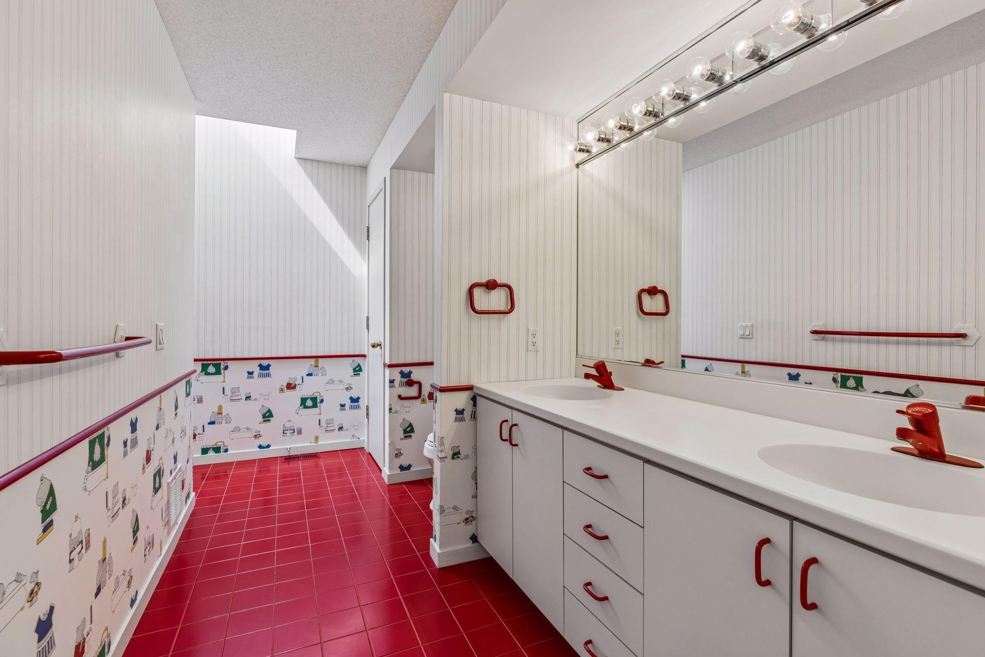 5360 Howards Point Road Property Photo 54