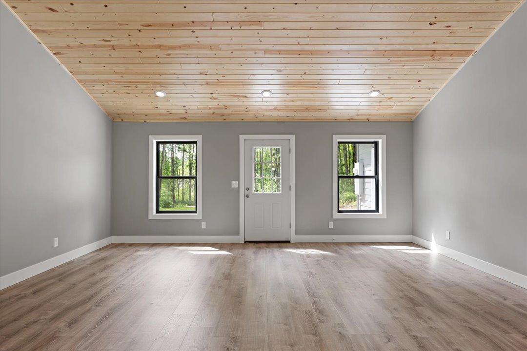 121 Ridgeway Path Property Photo 10