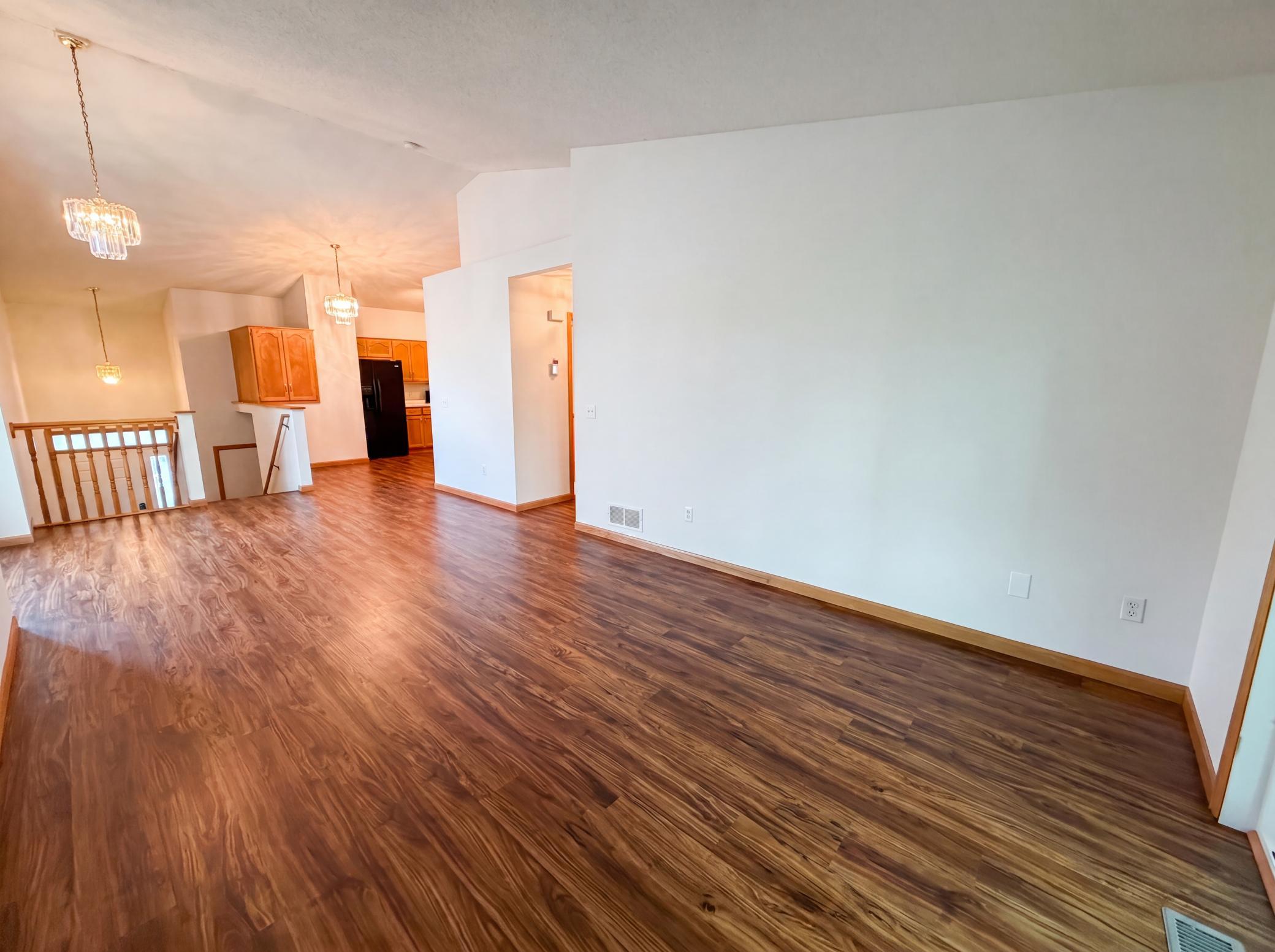 5317 140th Avenue Nw Property Photo 3