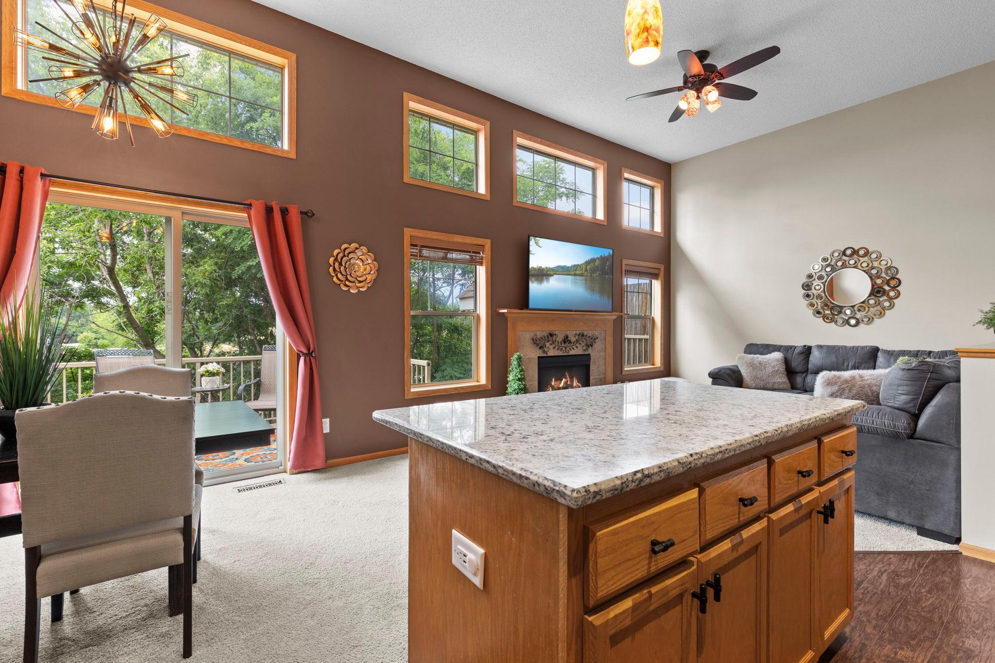 8374 Cedarview Circle Property Photo 7