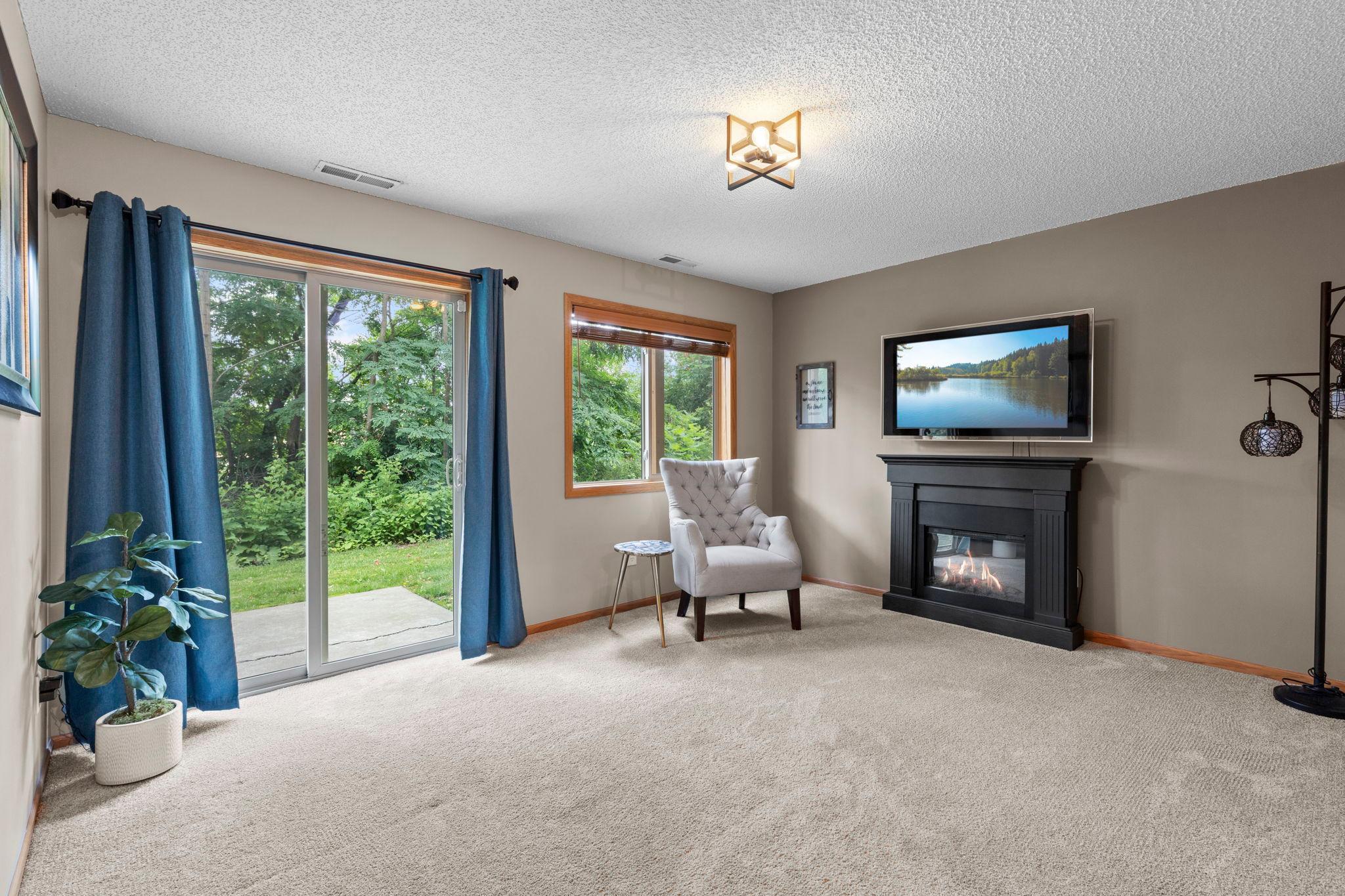 8374 Cedarview Circle Property Photo 15