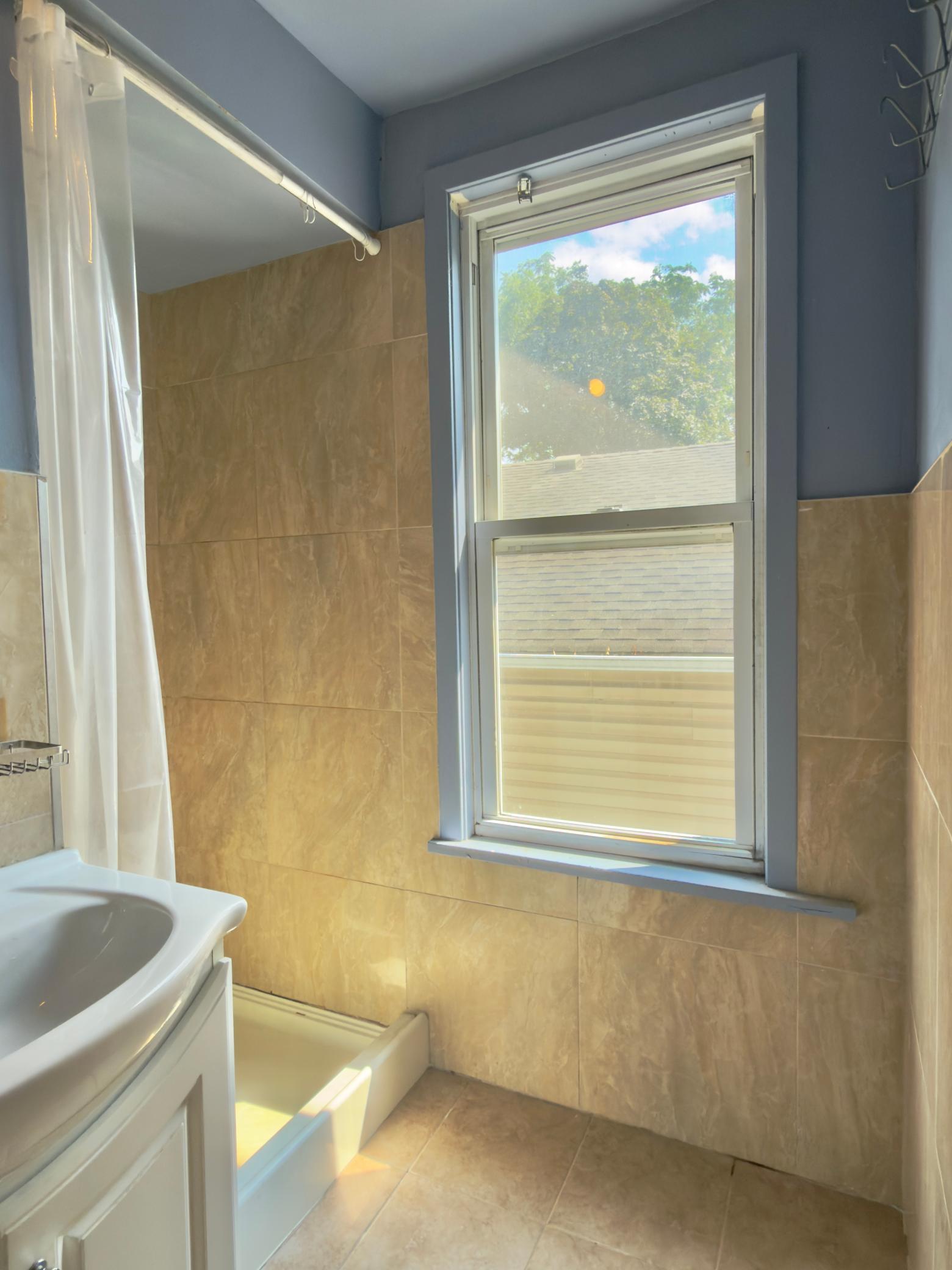 878 22nd Avenue Se Property Photo 6