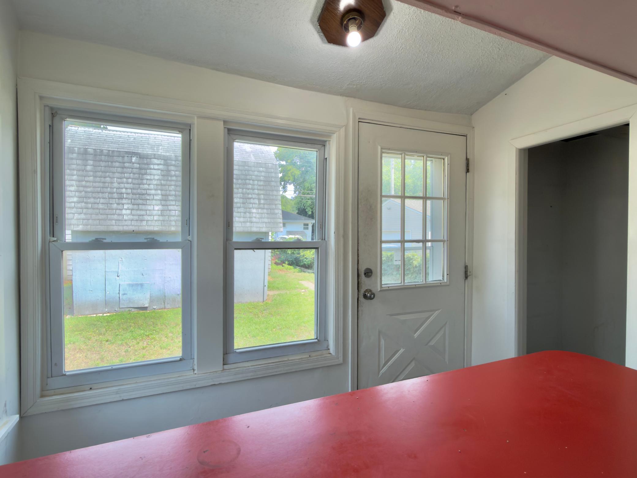 878 22nd Avenue Se Property Photo 29