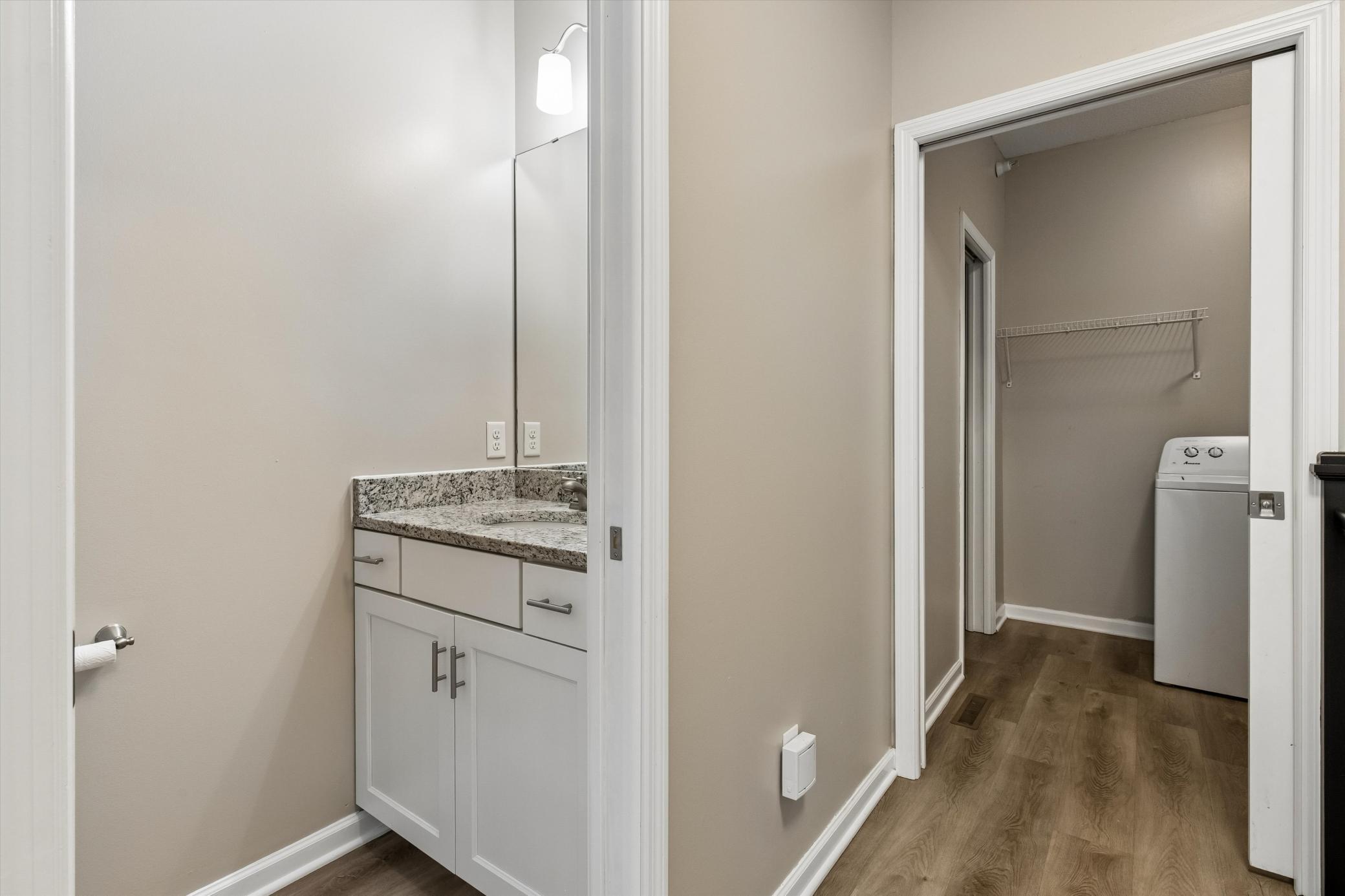 4147 Blakewood Drive Property Photo 17