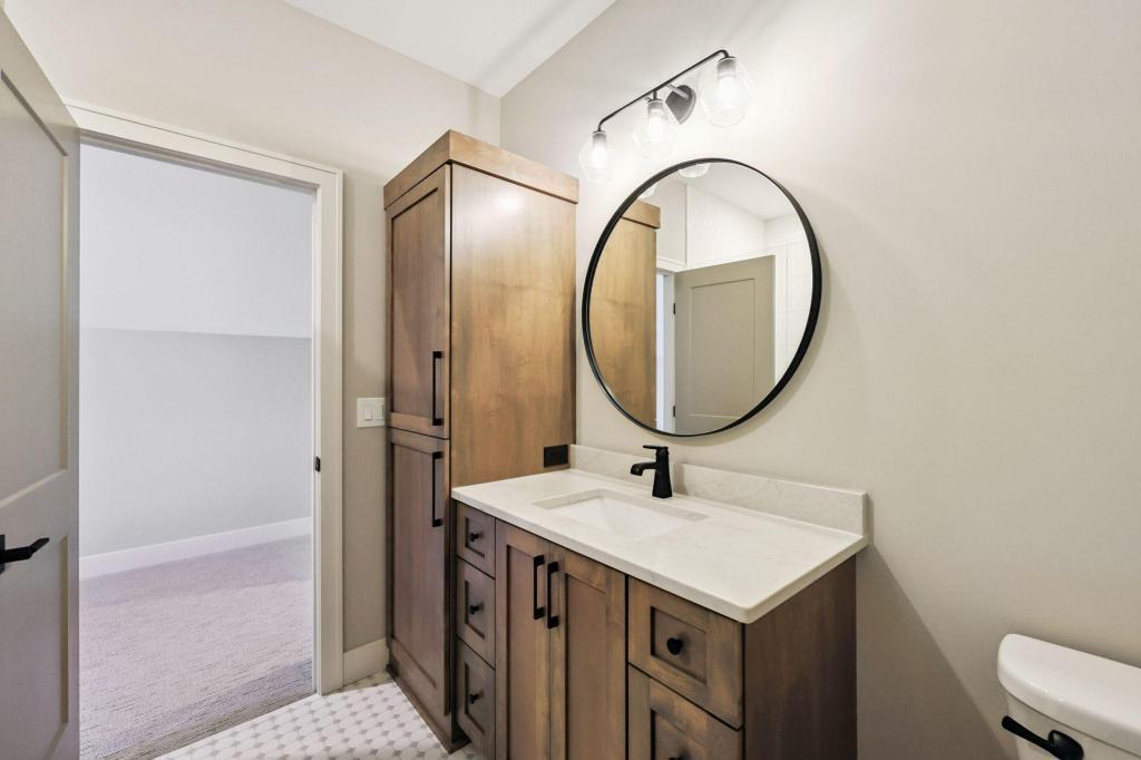 3061 Lake Shore Boulevard Property Photo 36