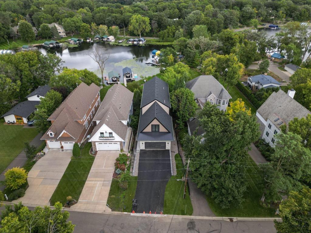 3061 Lake Shore Boulevard Property Photo 76