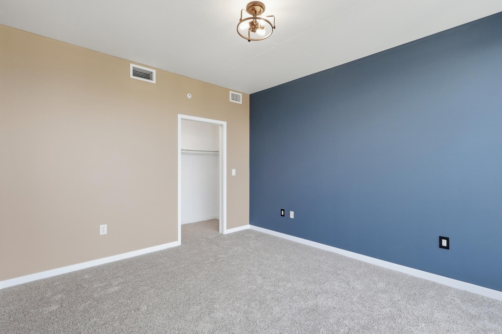 8161 33rd Avenue S 804 Property Photo 9