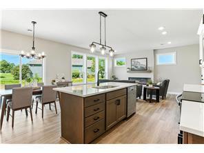 6695 Ridgeview Drive Property Photo 4
