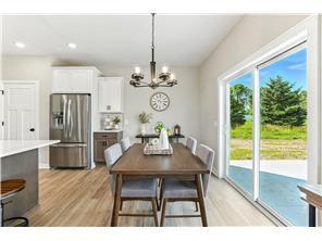 6695 Ridgeview Drive Property Photo 7