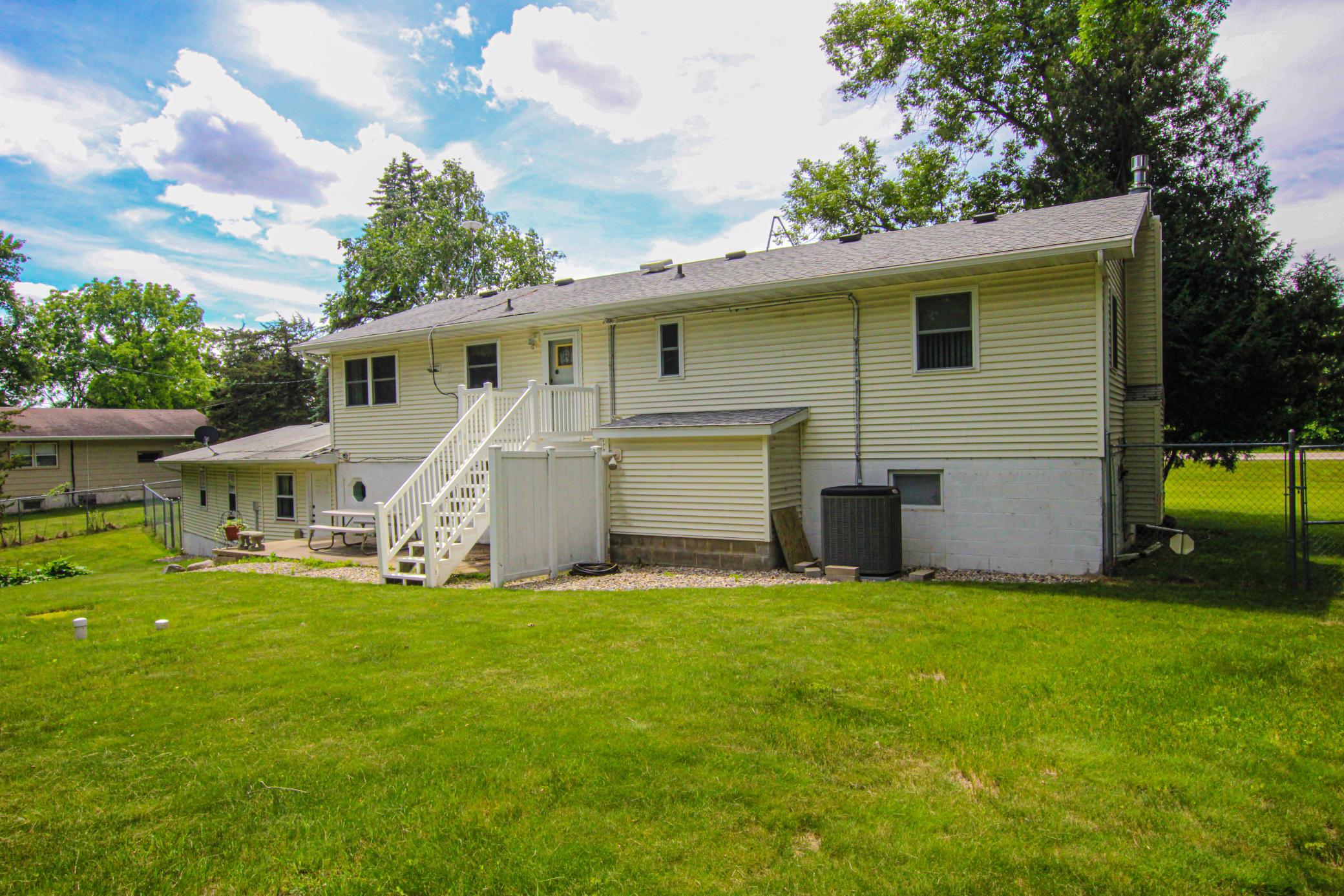 8691 County Road 11 Ne Property Photo 4