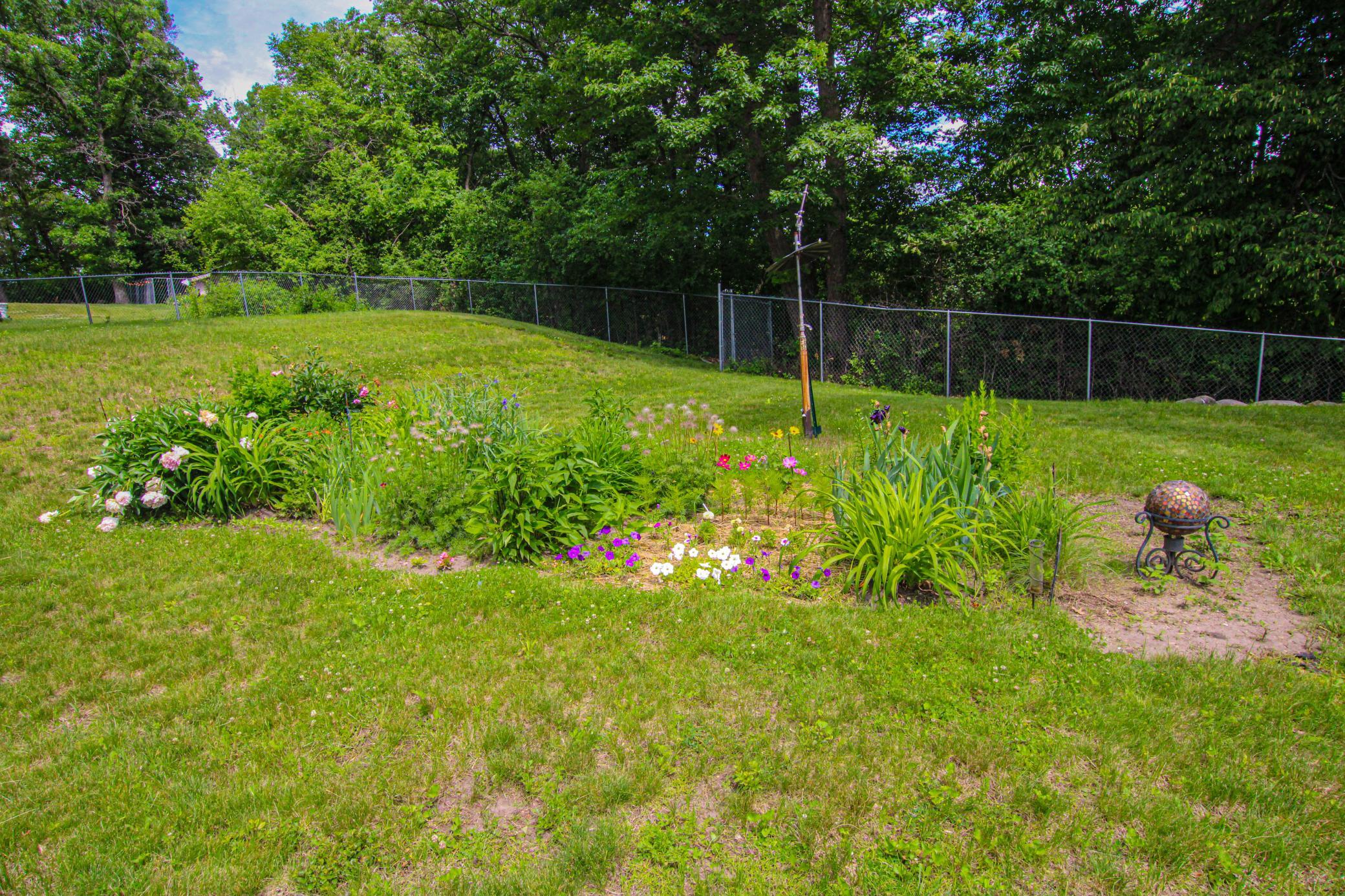 8691 County Road 11 Ne Property Photo 7