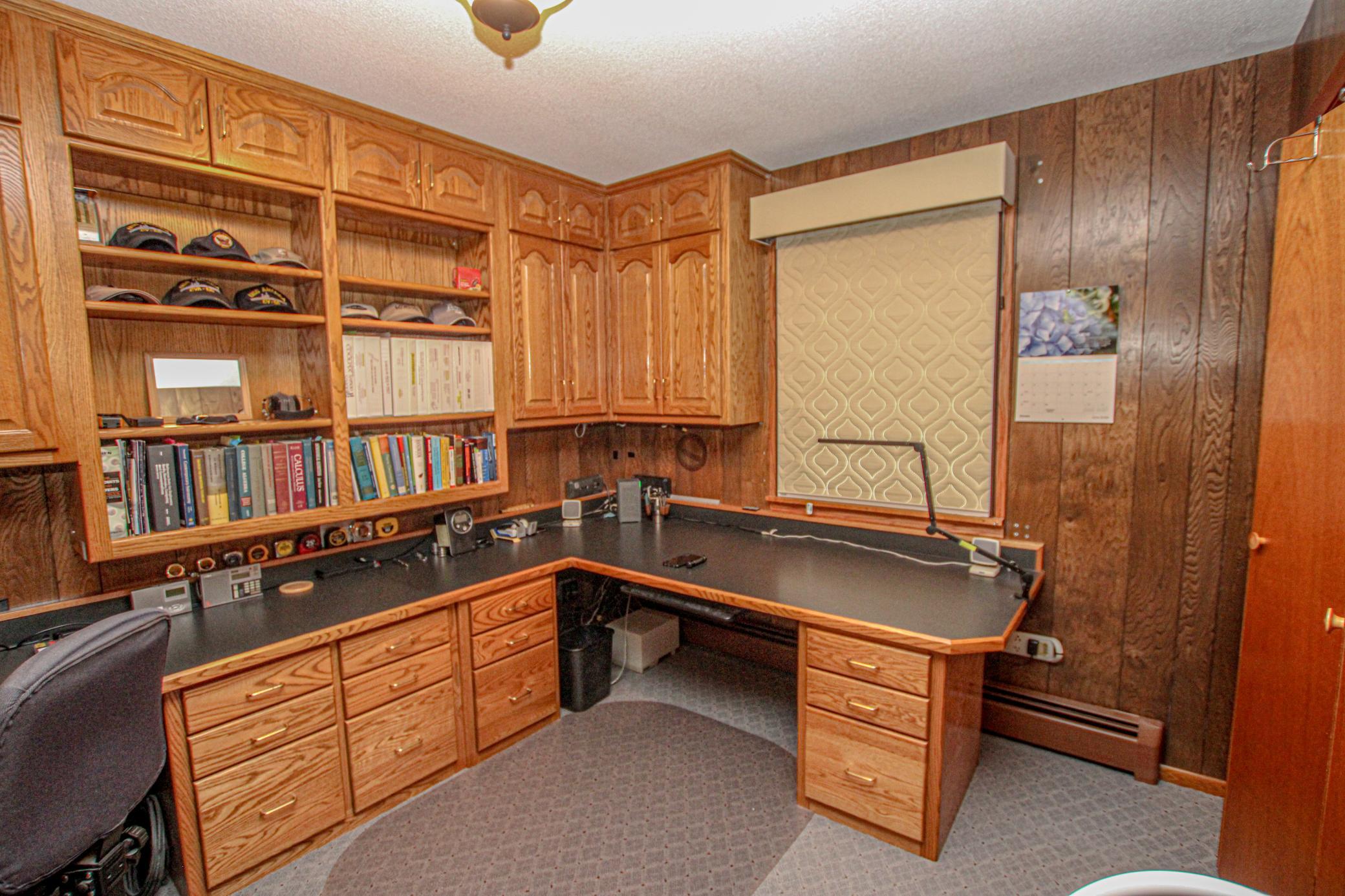 8691 County Road 11 Ne Property Photo 30