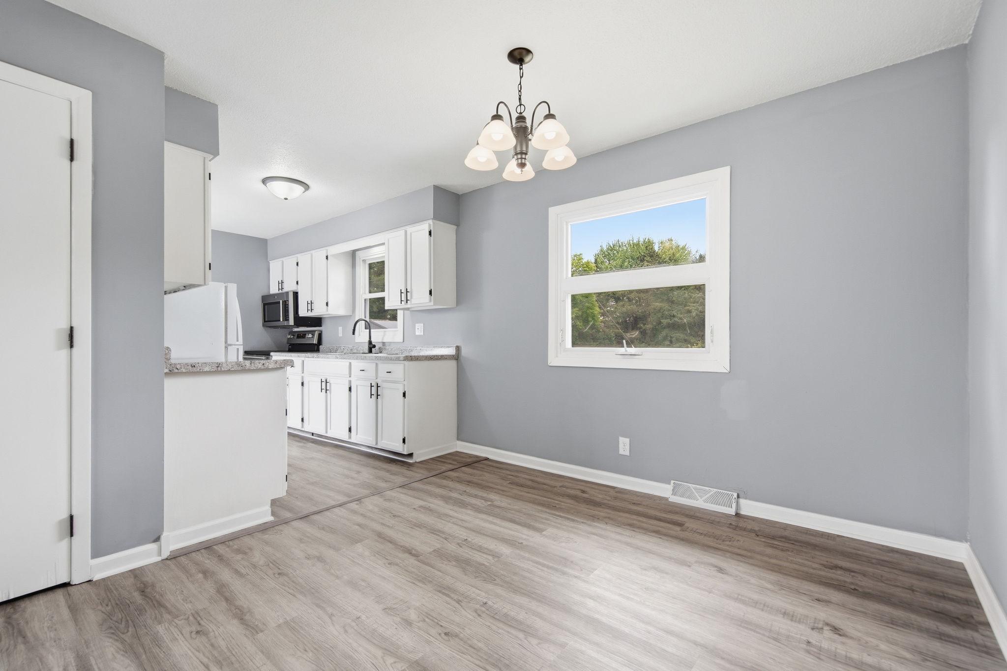 2597 Highway 65 Property Photo 10