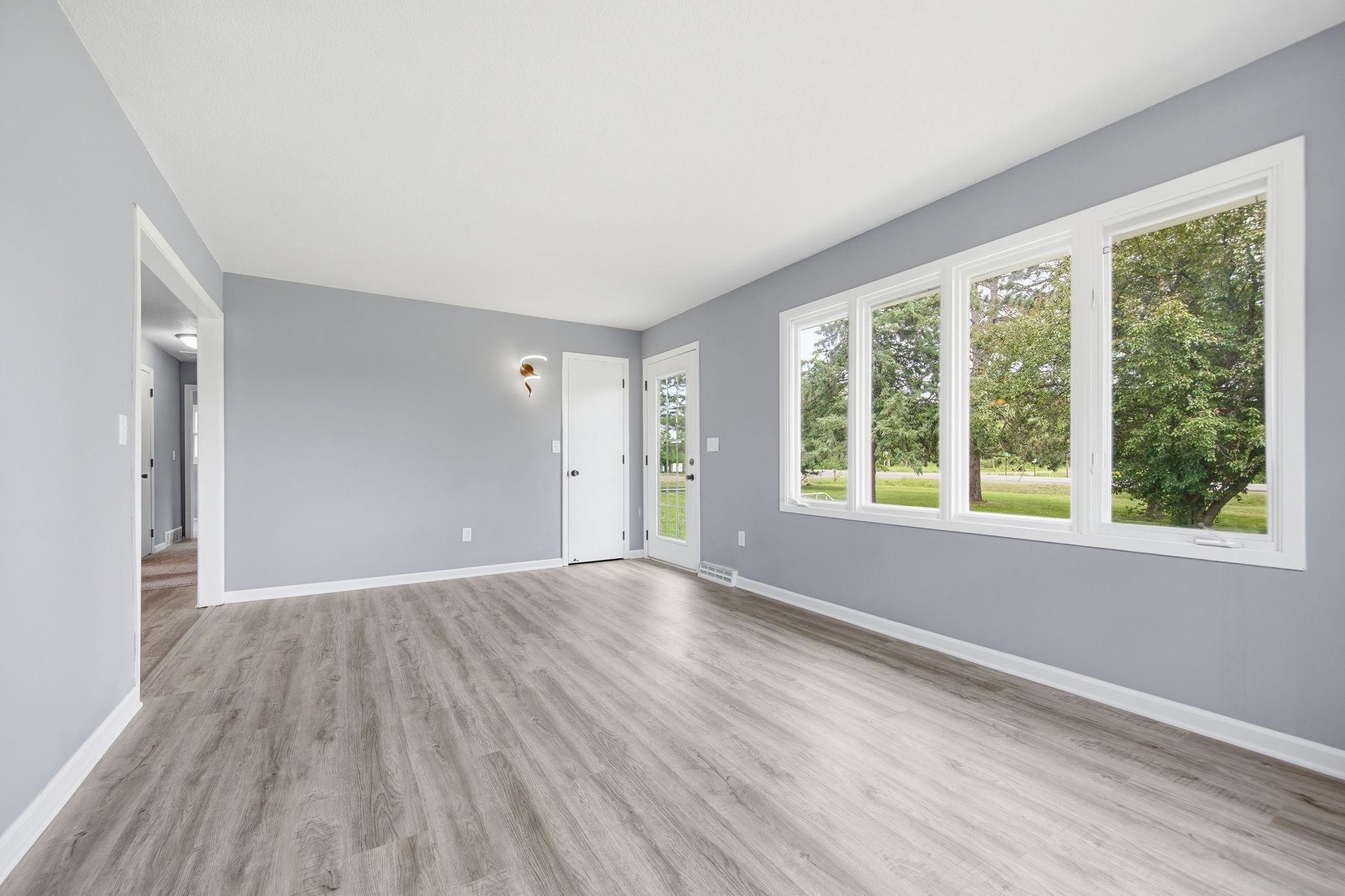 2597 Highway 65 Property Photo 18