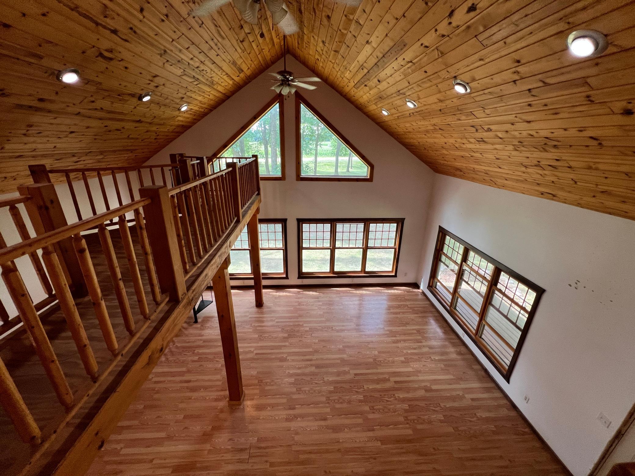 24148 Williams Road Property Photo 7