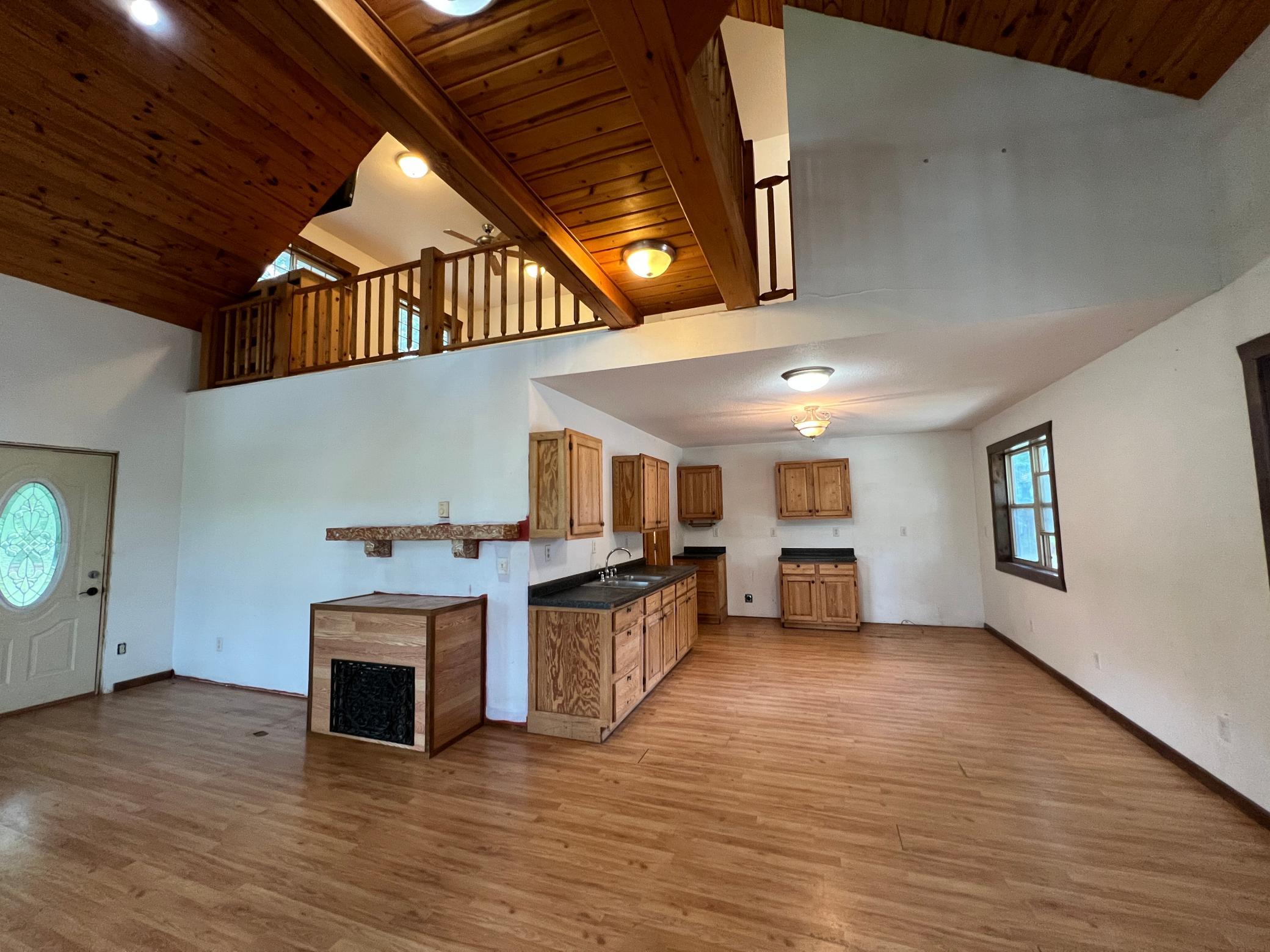 24148 Williams Road Property Photo 11