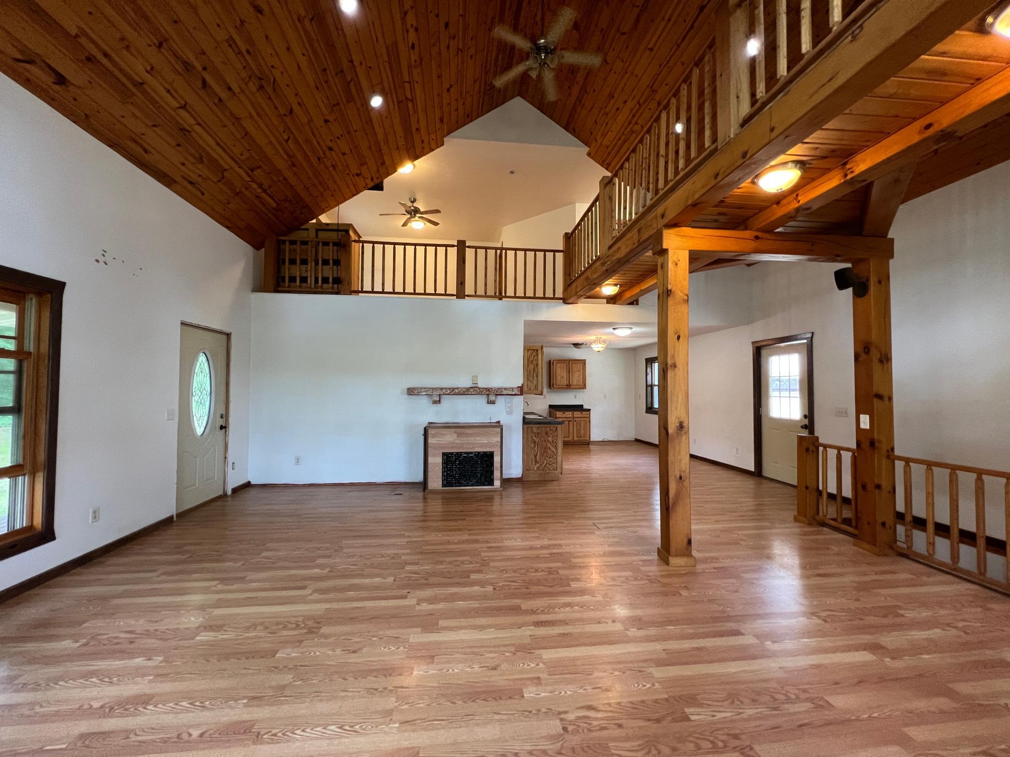 24148 Williams Road Property Photo 16