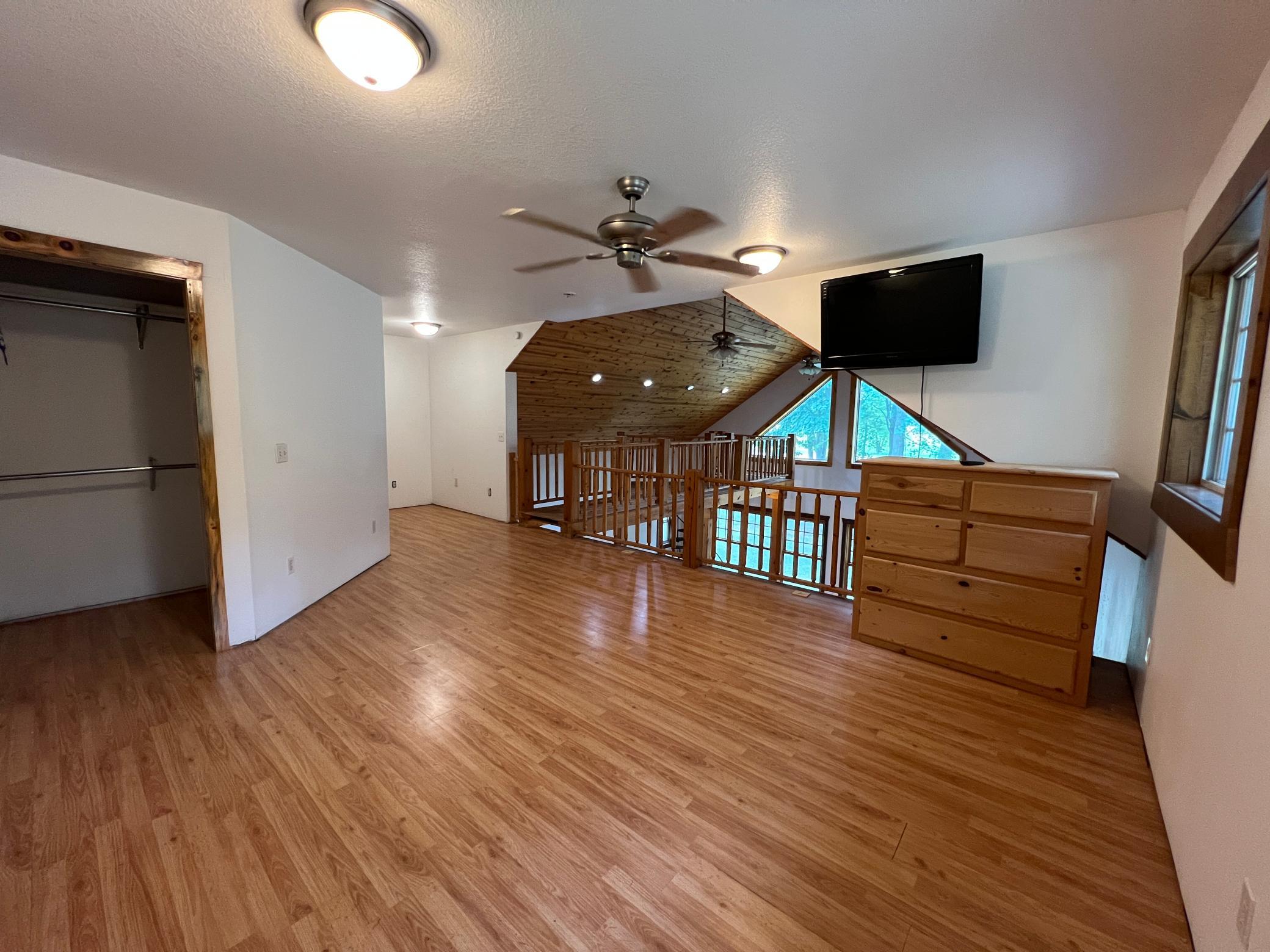24148 Williams Road Property Photo 18