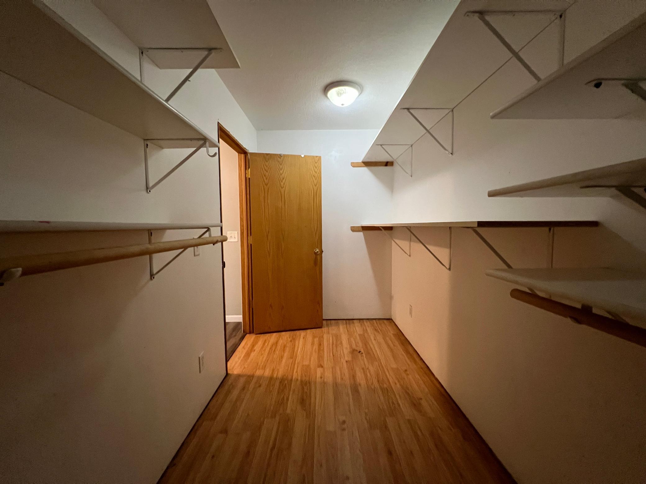 24148 Williams Road Property Photo 22