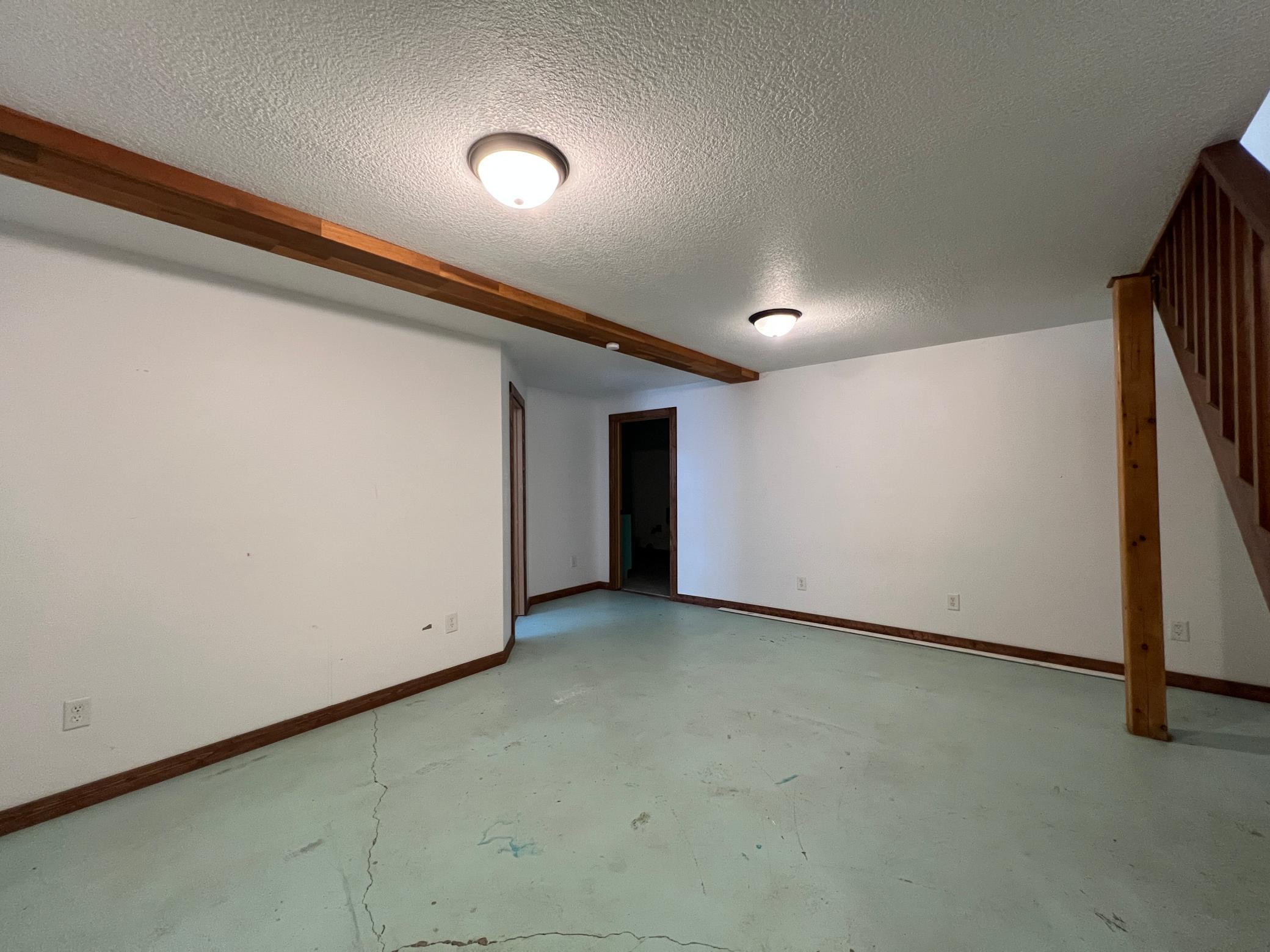 24148 Williams Road Property Photo 23