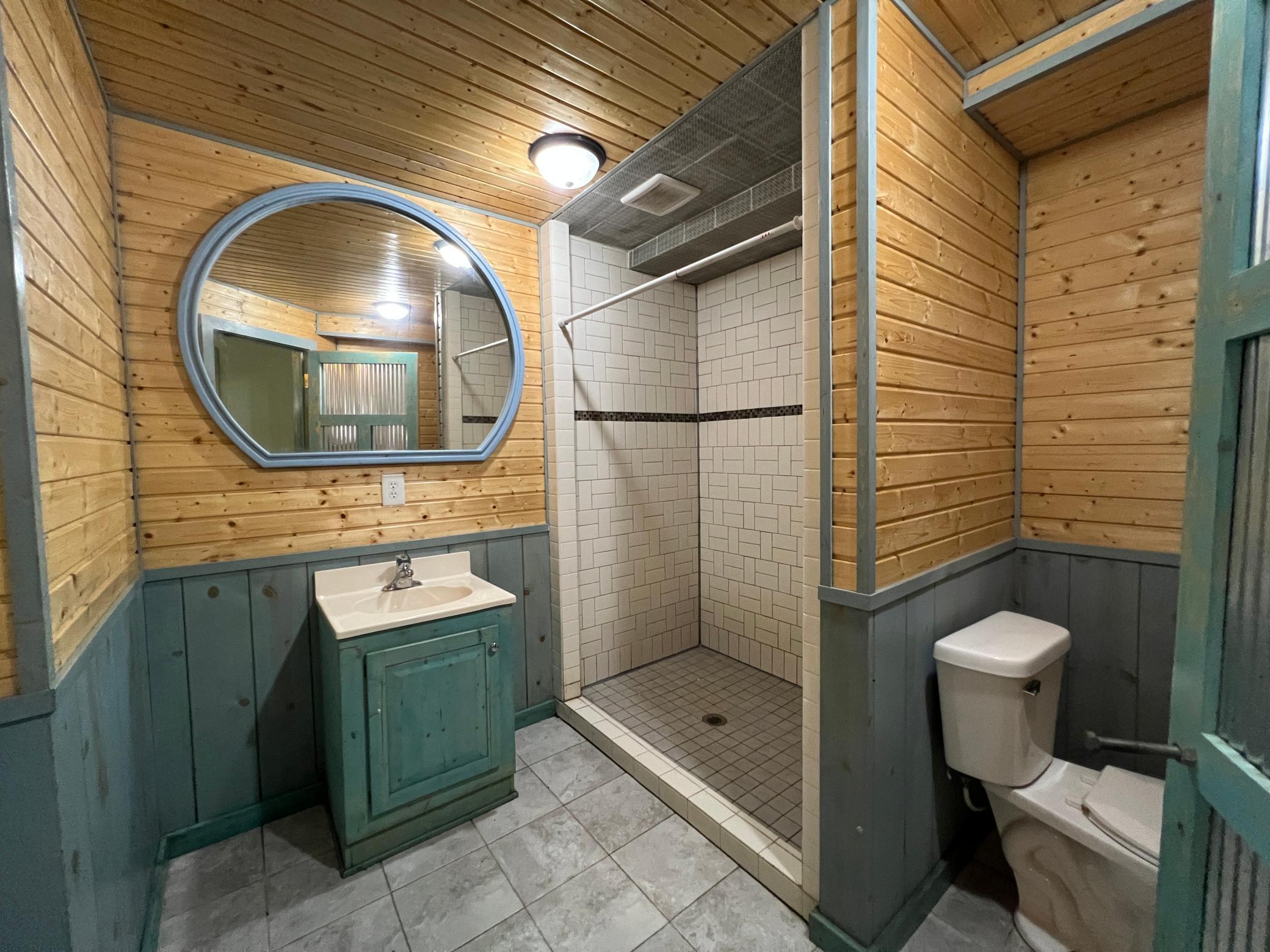 24148 Williams Road Property Photo 28
