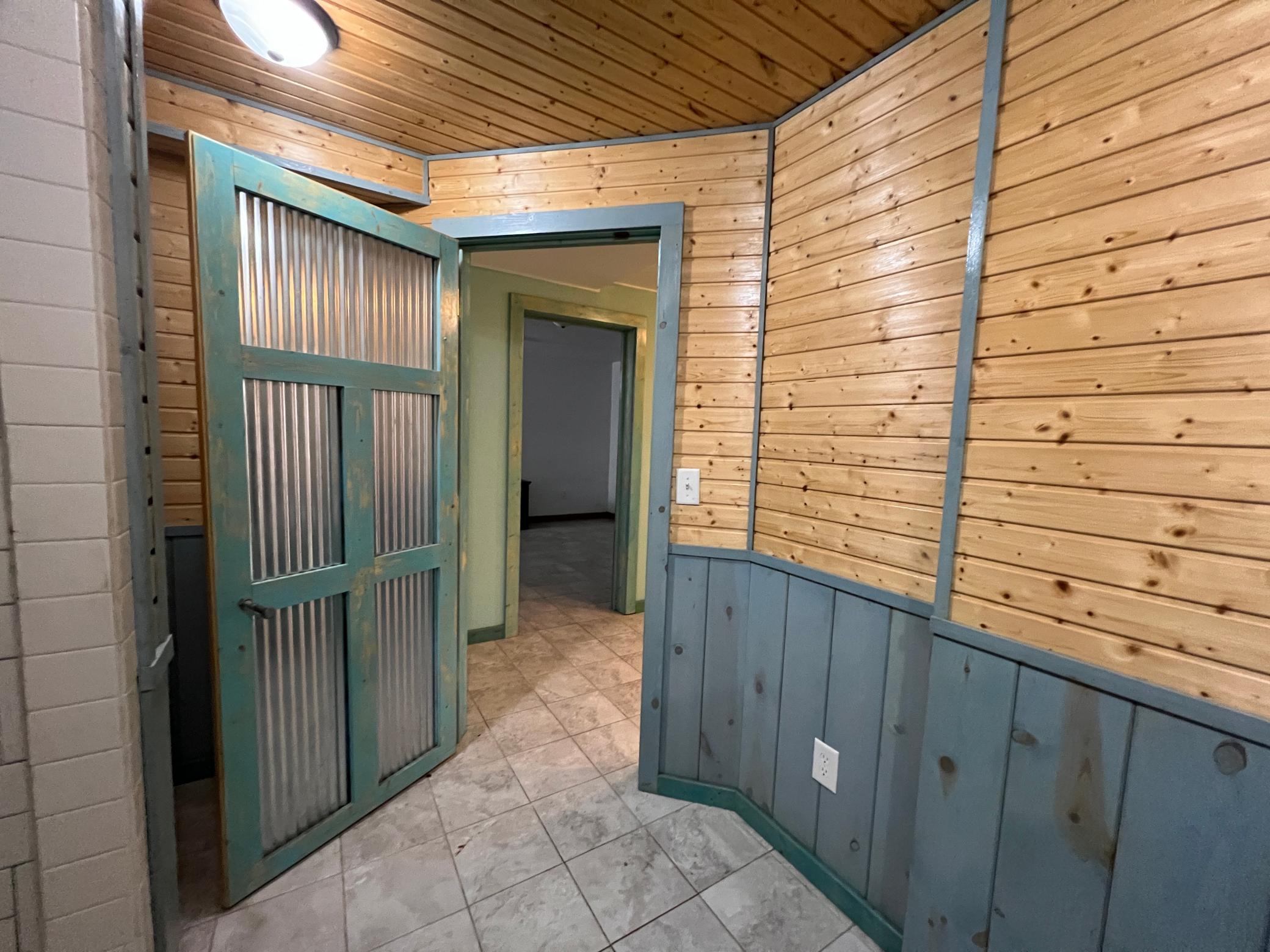 24148 Williams Road Property Photo 30