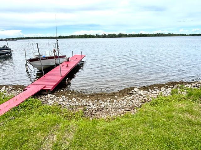 17542 Echo Drive Property Photo 3