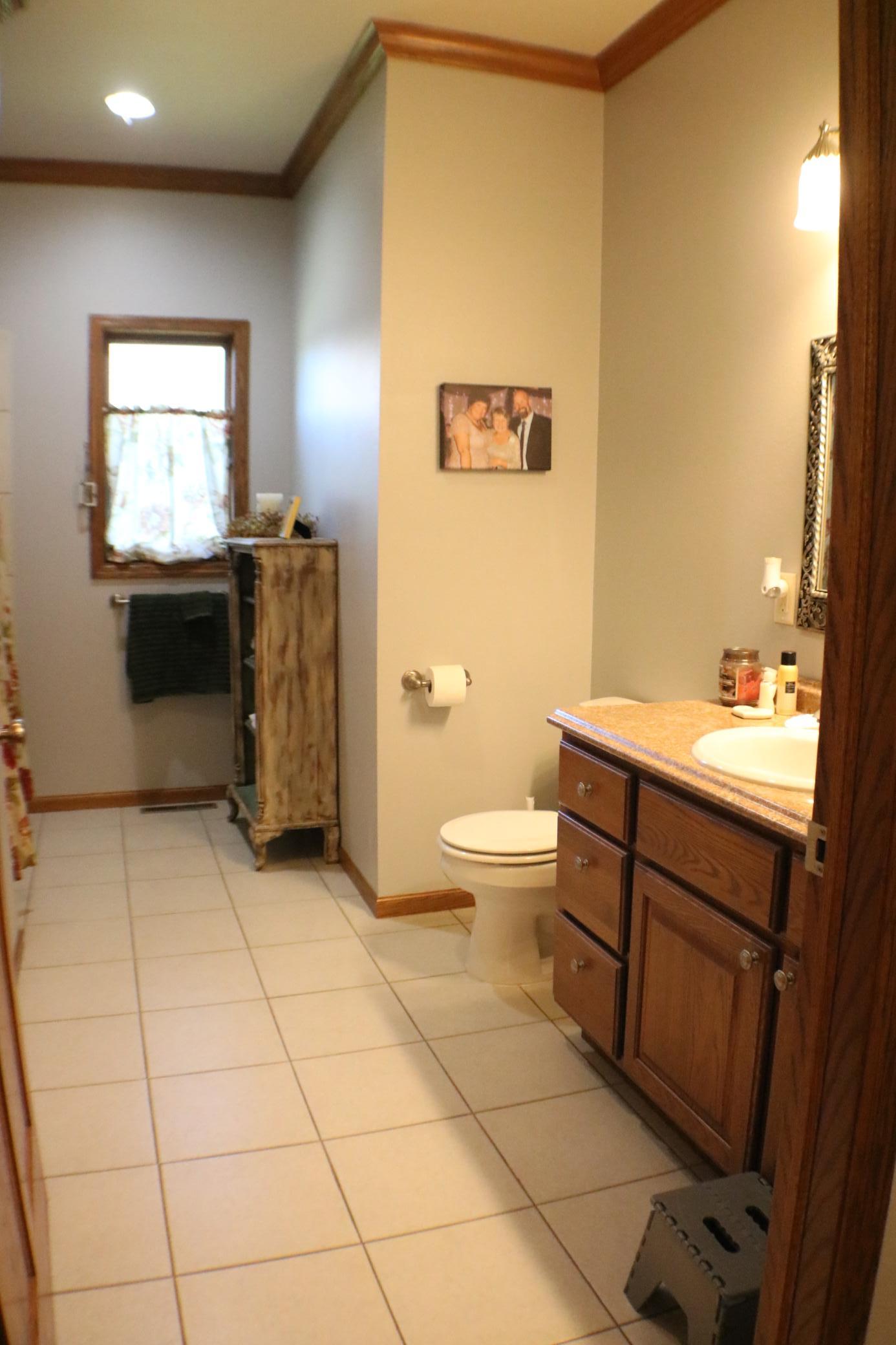 409 Fox Lake Avenue Property Photo 28