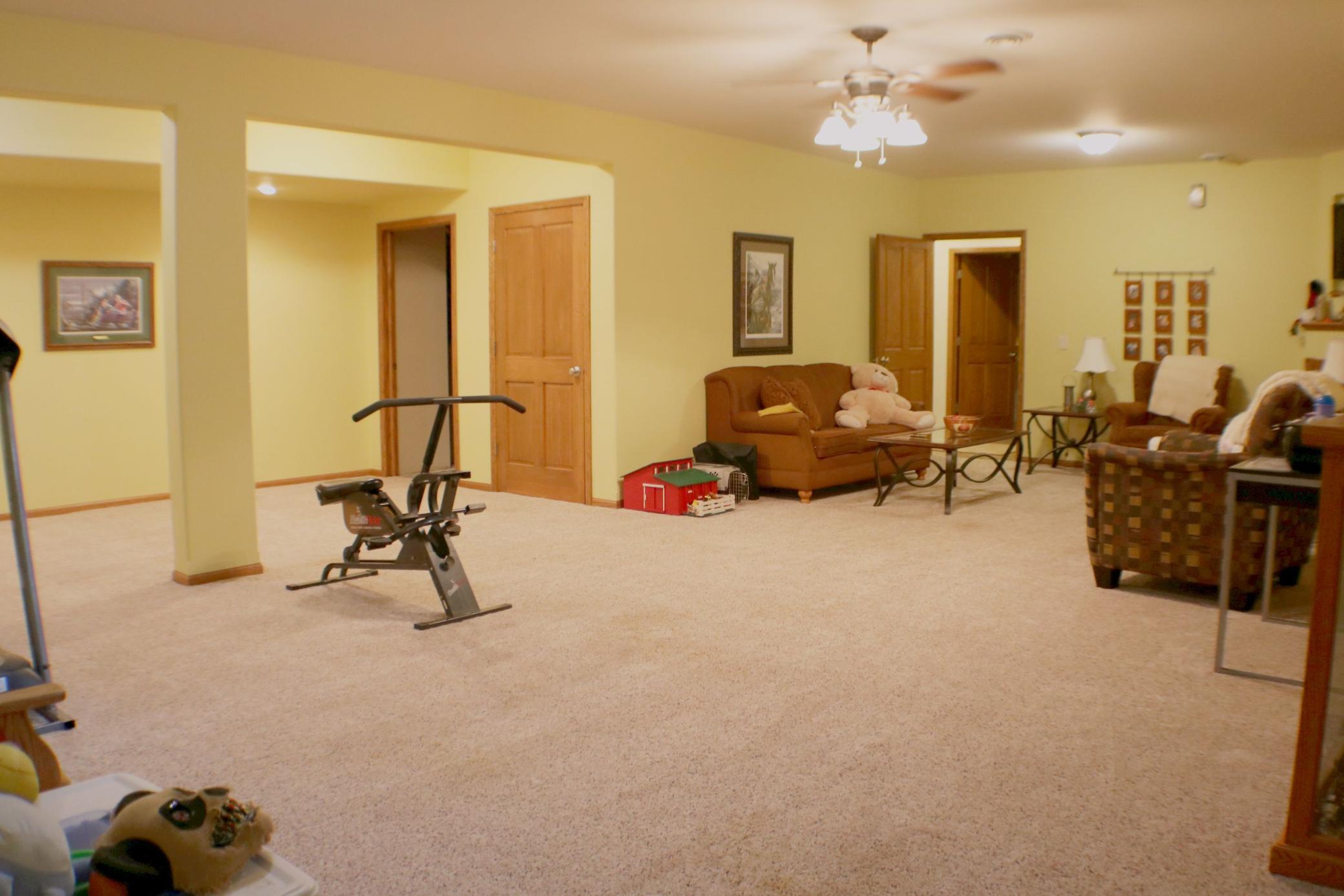 409 Fox Lake Avenue Property Photo 31