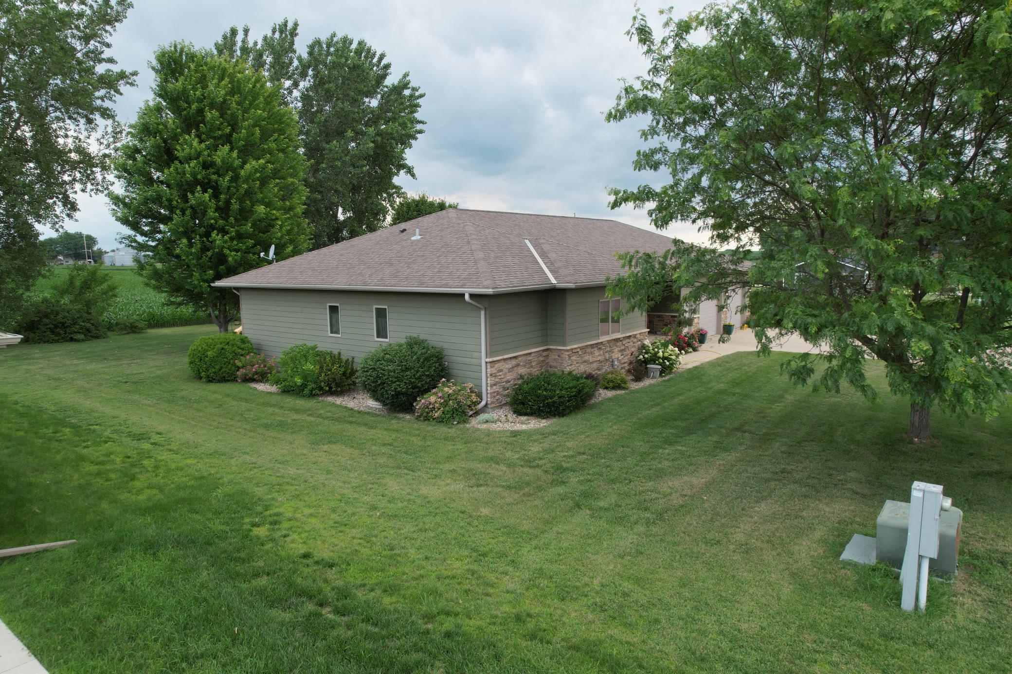409 Fox Lake Avenue Property Photo 52