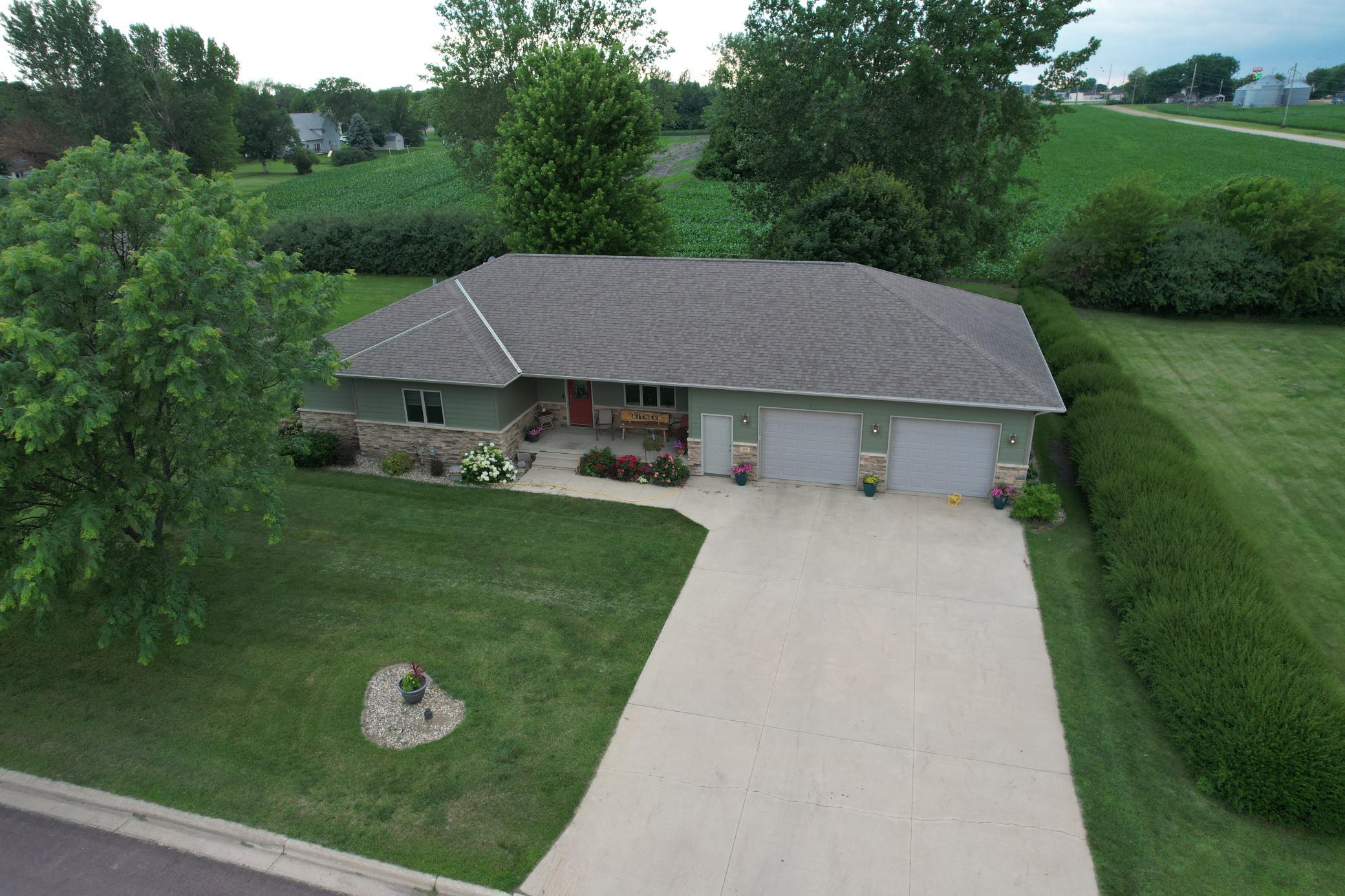 409 Fox Lake Avenue Property Photo 54