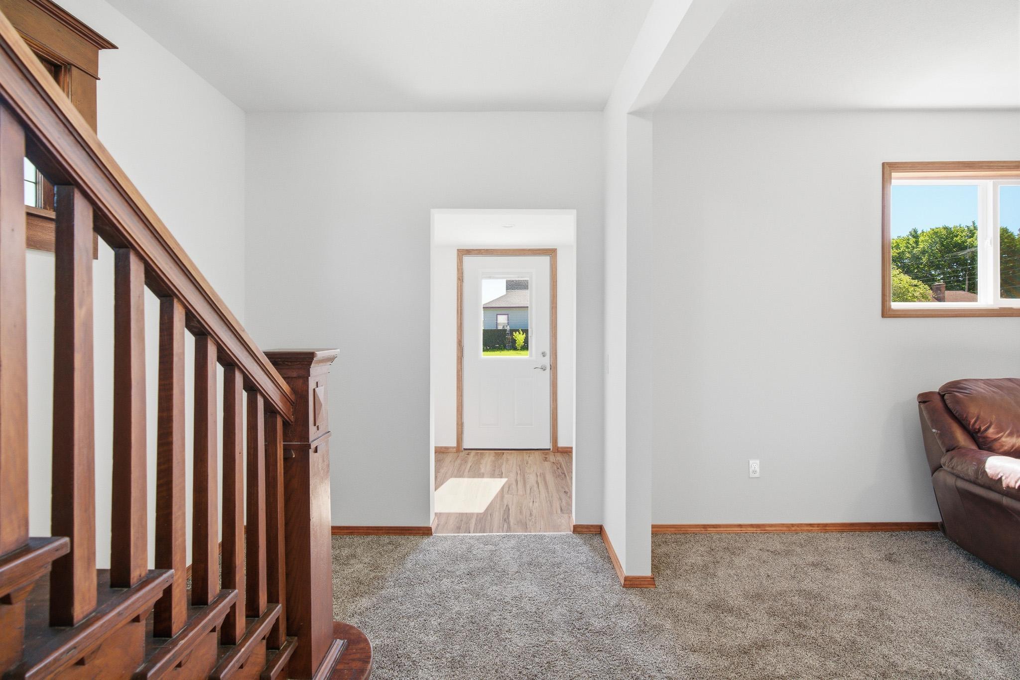 90 5th Avenue Nw Property Photo 7