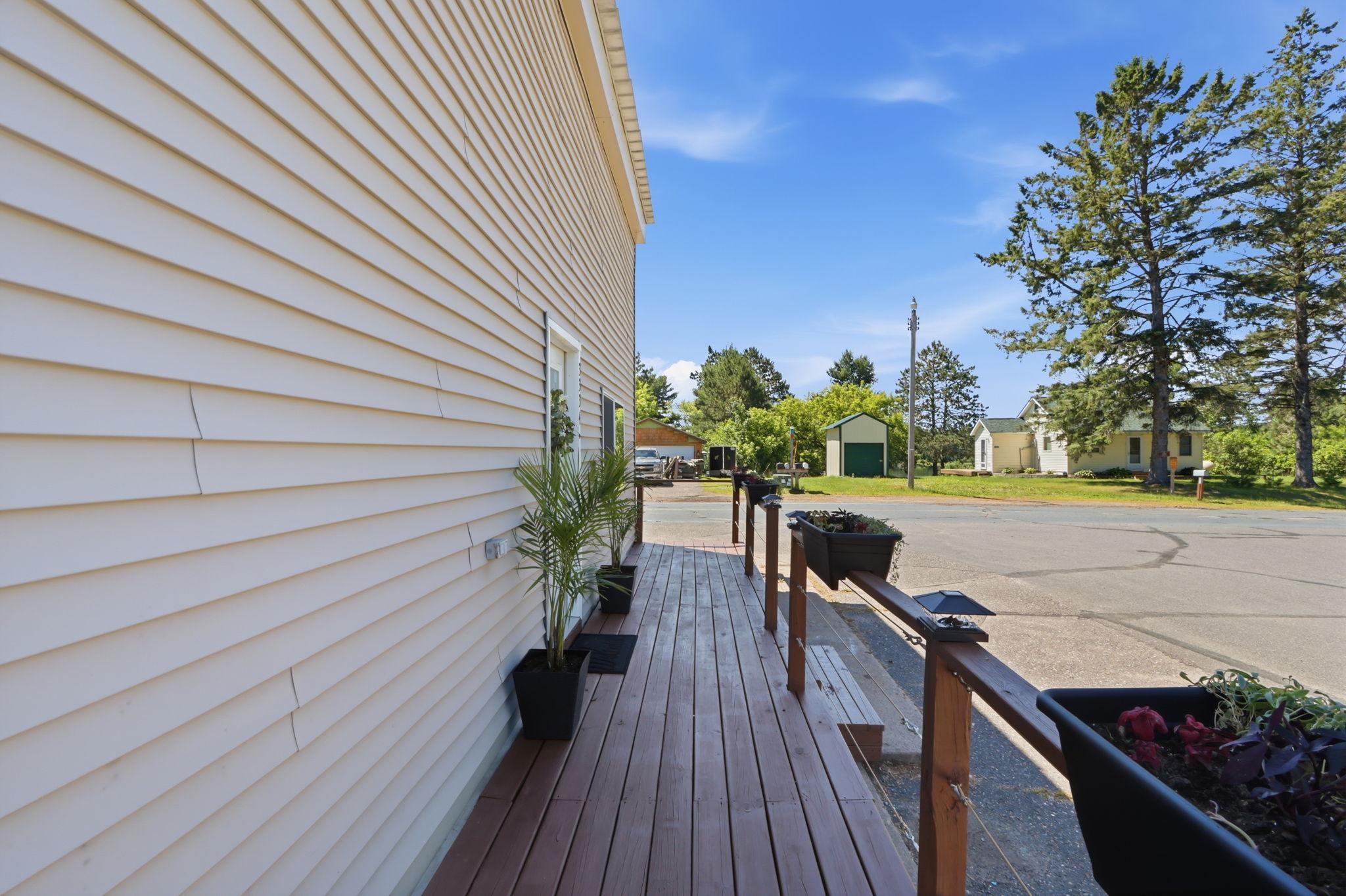 3334 65th Street Property Photo 5