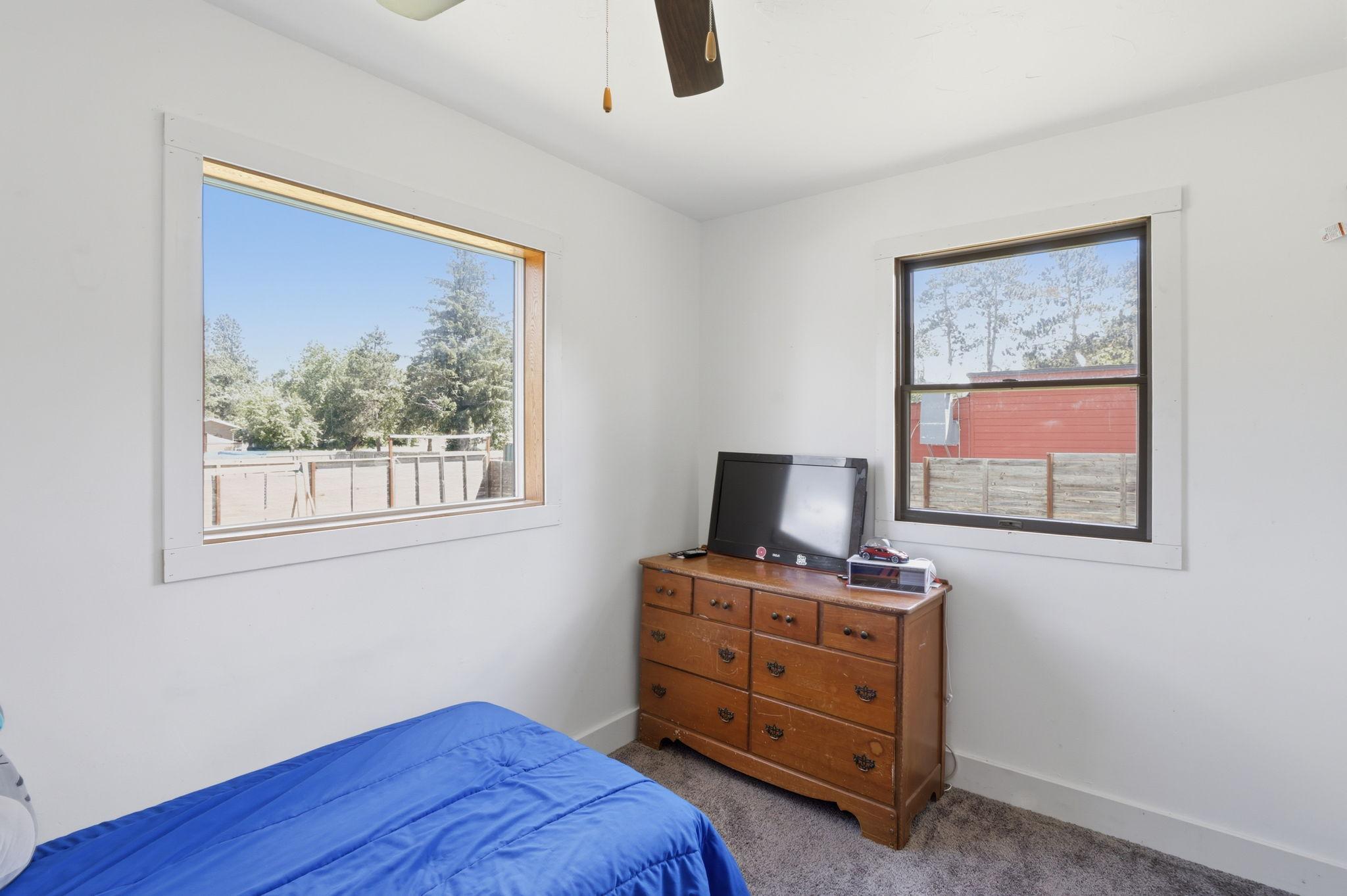 3334 65th Street Property Photo 19