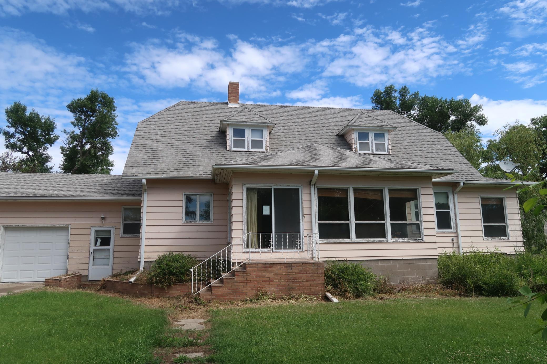 10 3rd Avenue Property Photo 2